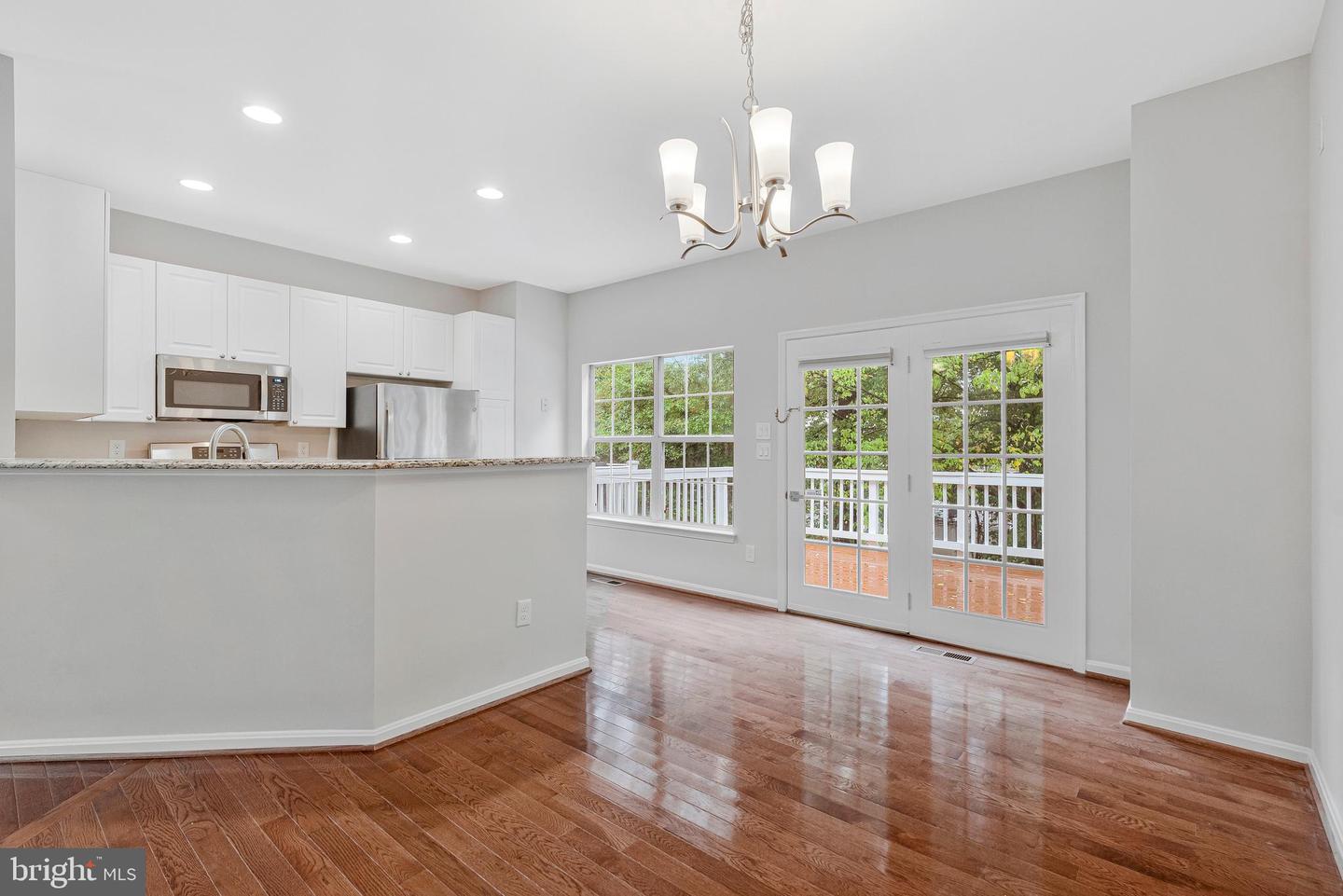 12033 EDGEMERE CIR, RESTON, Virginia 20190, 3 Bedrooms Bedrooms, ,3 BathroomsBathrooms,Residential,For sale,12033 EDGEMERE CIR,VAFX2257446 MLS # VAFX2257446