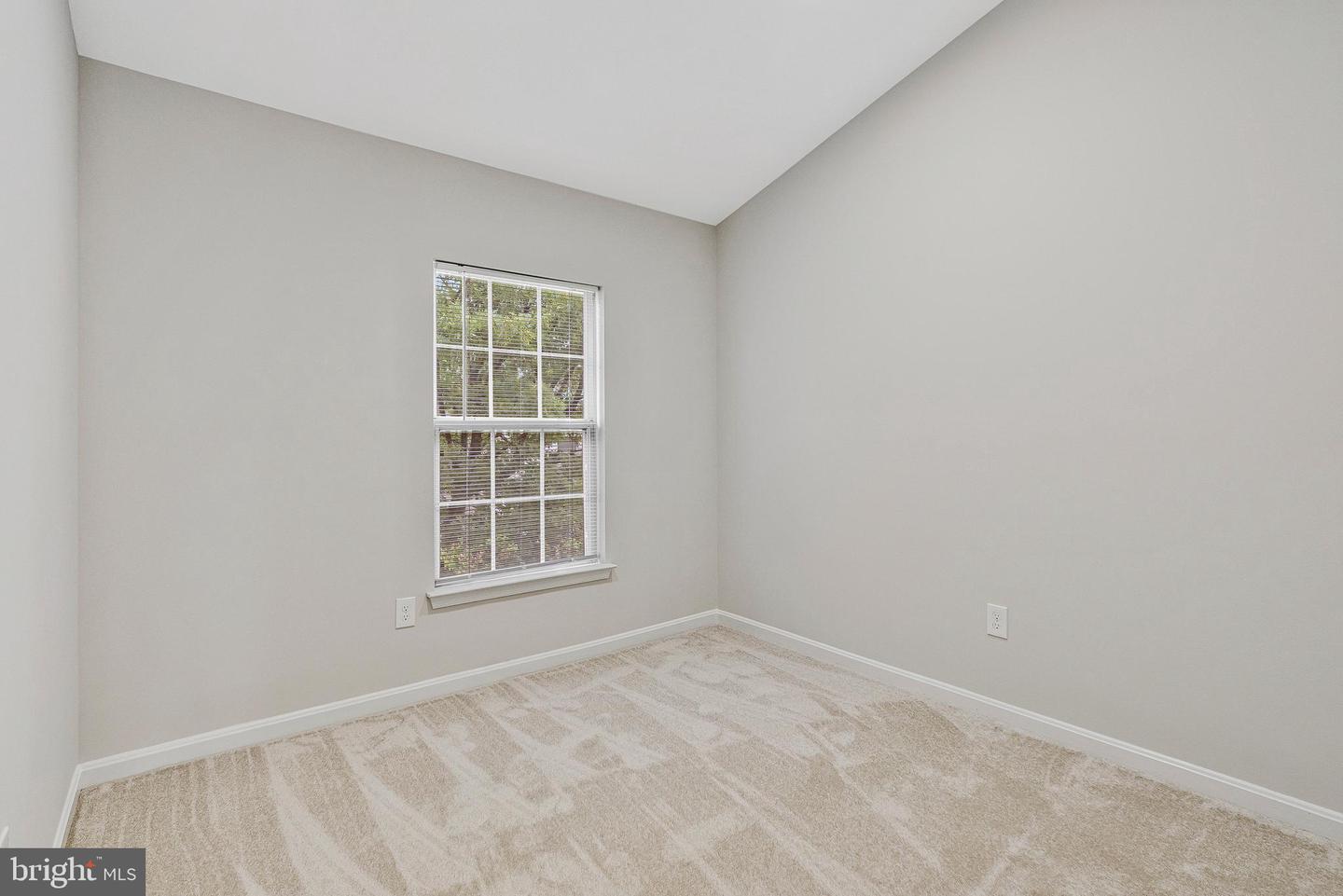12033 EDGEMERE CIR, RESTON, Virginia 20190, 3 Bedrooms Bedrooms, ,3 BathroomsBathrooms,Residential,For sale,12033 EDGEMERE CIR,VAFX2257446 MLS # VAFX2257446