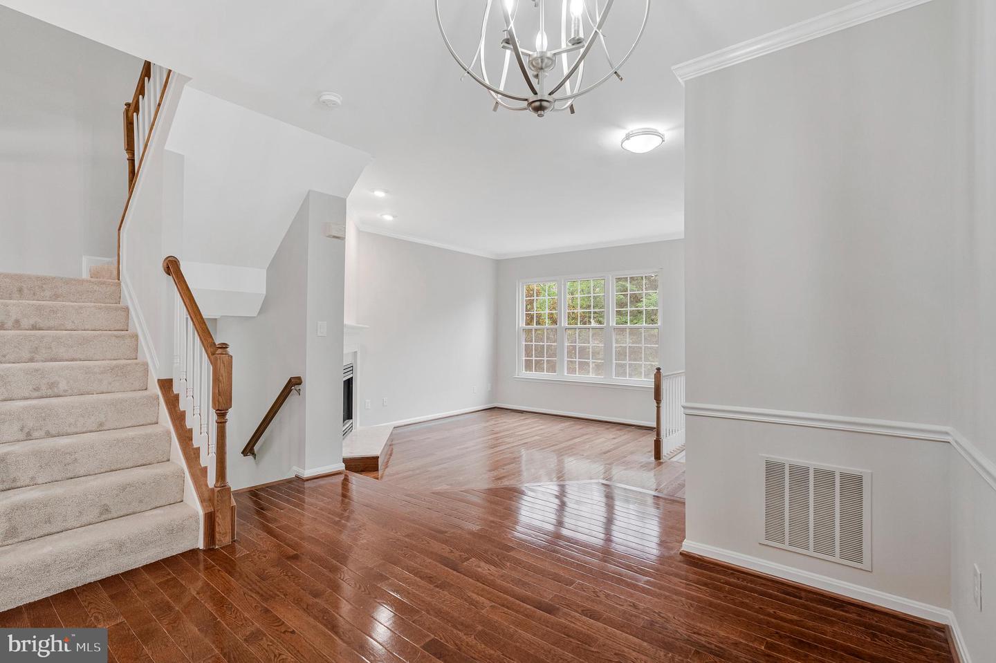 12033 EDGEMERE CIR, RESTON, Virginia 20190, 3 Bedrooms Bedrooms, ,3 BathroomsBathrooms,Residential,For sale,12033 EDGEMERE CIR,VAFX2257446 MLS # VAFX2257446