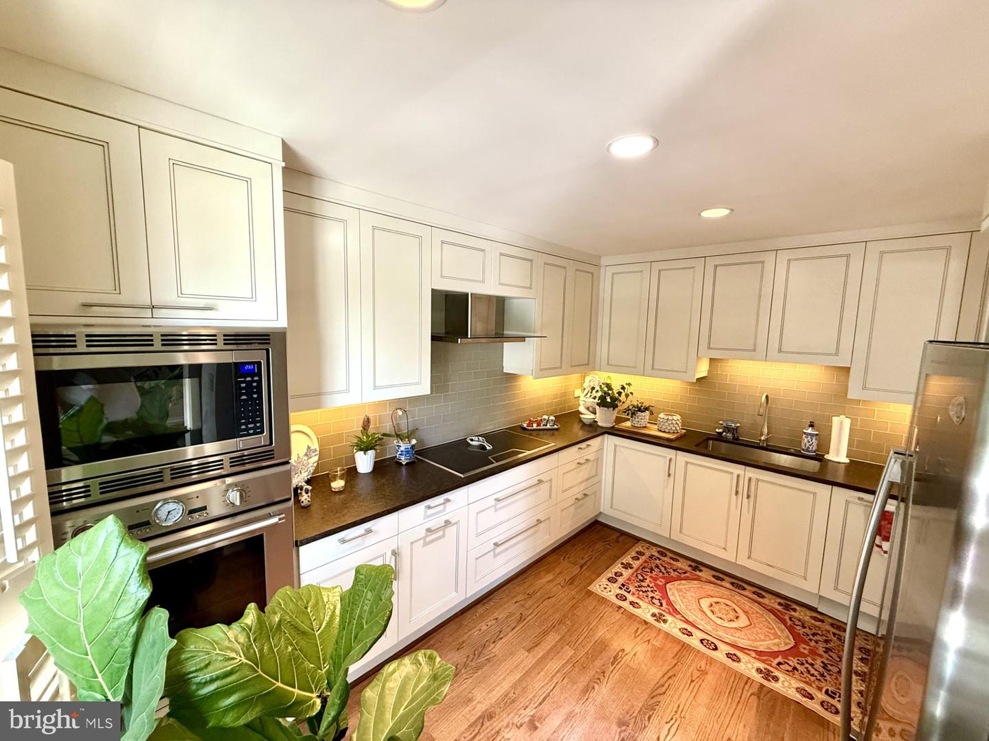 428 N UNION ST, ALEXANDRIA, Virginia 22314, 4 Bedrooms Bedrooms, ,4 BathroomsBathrooms,Residential,For sale,428 N UNION ST,VAAX2048084 MLS # VAAX2048084 428 N UNION ST, ALEXANDRIA, Virginia 22314, 4 Bedrooms Bedrooms, ,4 BathroomsBathrooms,Residential,For sale,428 N UNION ST,VAAX2048084 MLS # VAAX2048084