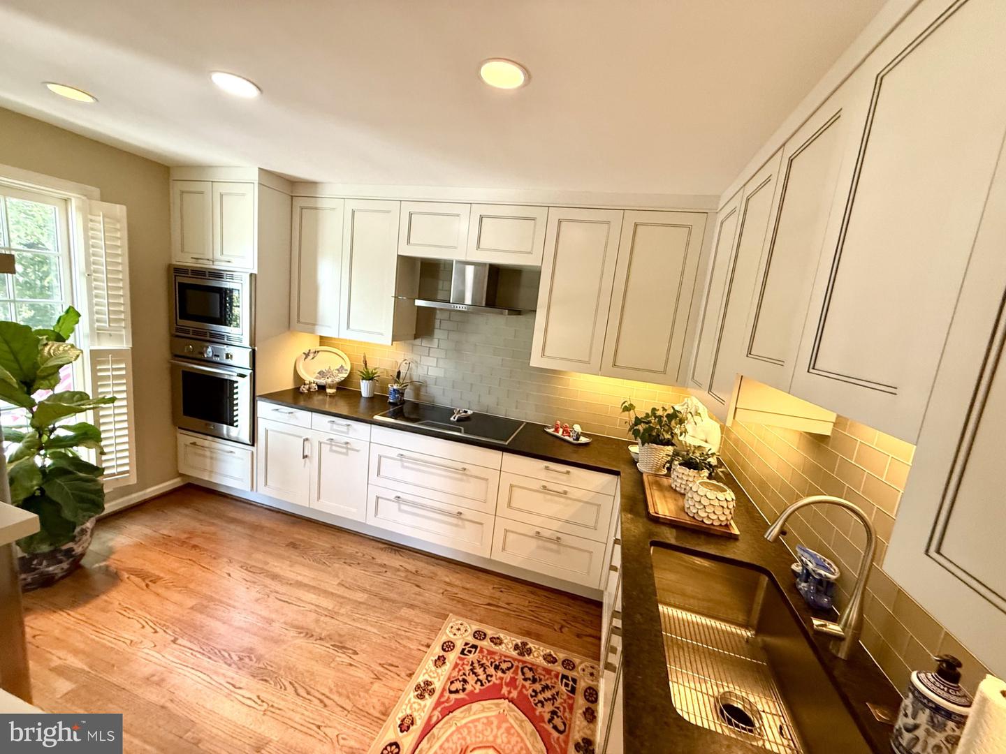 428 N UNION ST, ALEXANDRIA, Virginia 22314, 4 Bedrooms Bedrooms, ,4 BathroomsBathrooms,Residential,For sale,428 N UNION ST,VAAX2048084 MLS # VAAX2048084 428 N UNION ST, ALEXANDRIA, Virginia 22314, 4 Bedrooms Bedrooms, ,4 BathroomsBathrooms,Residential,For sale,428 N UNION ST,VAAX2048084 MLS # VAAX2048084