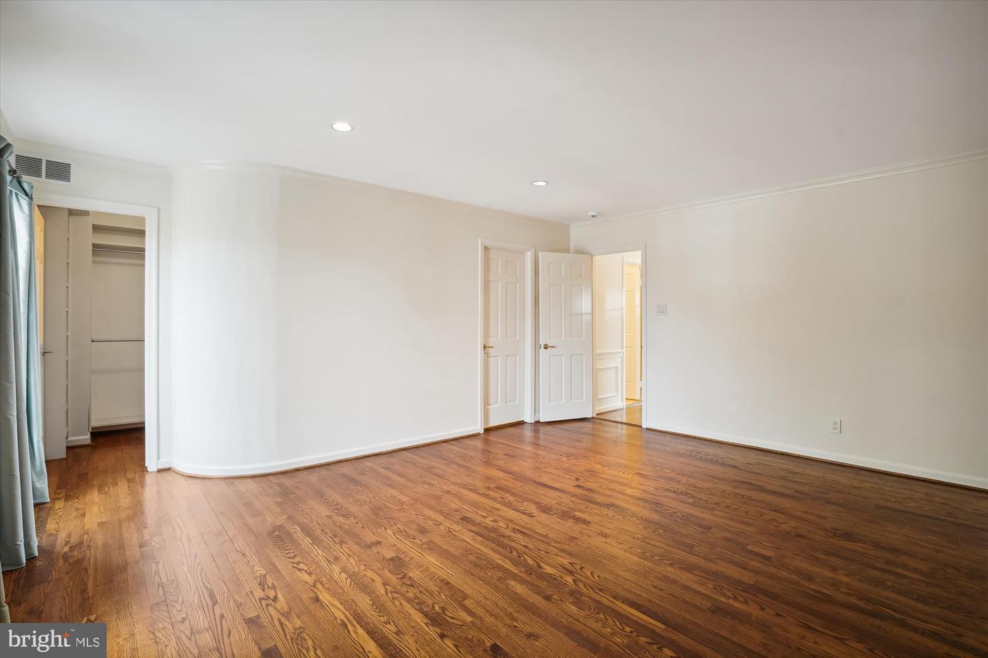 428 N UNION ST, ALEXANDRIA, Virginia 22314, 4 Bedrooms Bedrooms, ,4 BathroomsBathrooms,Residential,For sale,428 N UNION ST,VAAX2048084 MLS # VAAX2048084 428 N UNION ST, ALEXANDRIA, Virginia 22314, 4 Bedrooms Bedrooms, ,4 BathroomsBathrooms,Residential,For sale,428 N UNION ST,VAAX2048084 MLS # VAAX2048084