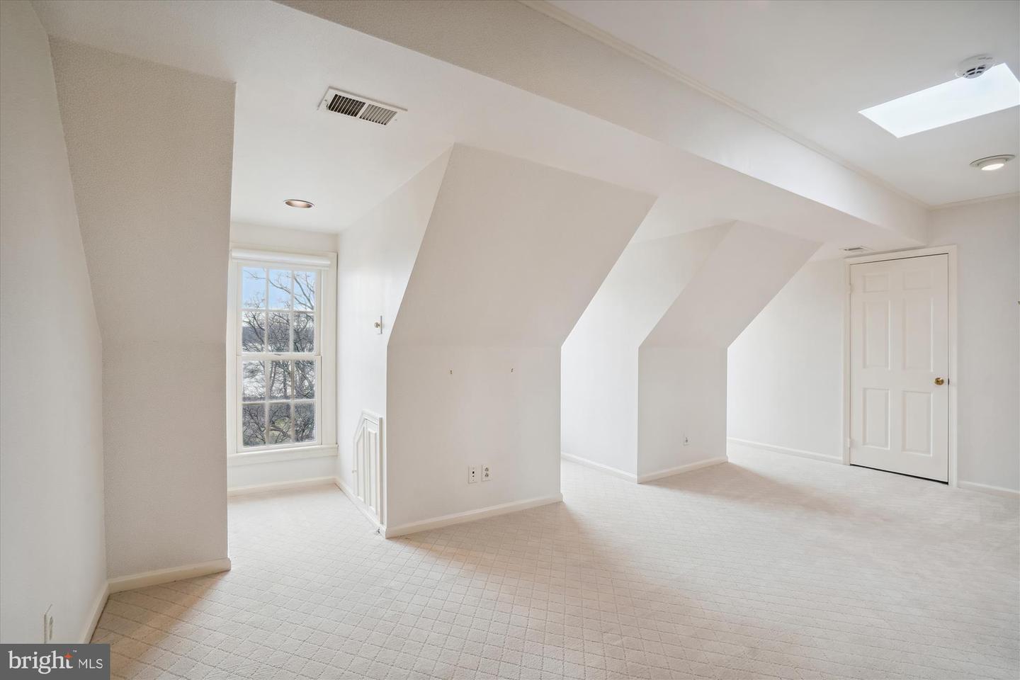 428 N UNION ST, ALEXANDRIA, Virginia 22314, 4 Bedrooms Bedrooms, ,4 BathroomsBathrooms,Residential,For sale,428 N UNION ST,VAAX2048084 MLS # VAAX2048084 428 N UNION ST, ALEXANDRIA, Virginia 22314, 4 Bedrooms Bedrooms, ,4 BathroomsBathrooms,Residential,For sale,428 N UNION ST,VAAX2048084 MLS # VAAX2048084