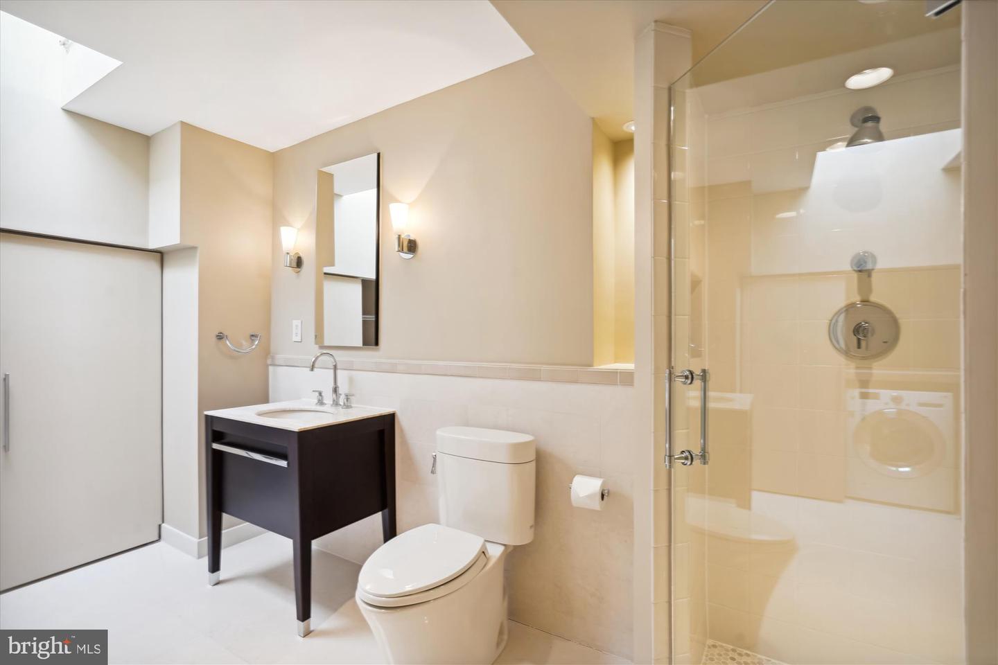 428 N UNION ST, ALEXANDRIA, Virginia 22314, 4 Bedrooms Bedrooms, ,4 BathroomsBathrooms,Residential,For sale,428 N UNION ST,VAAX2048084 MLS # VAAX2048084 428 N UNION ST, ALEXANDRIA, Virginia 22314, 4 Bedrooms Bedrooms, ,4 BathroomsBathrooms,Residential,For sale,428 N UNION ST,VAAX2048084 MLS # VAAX2048084