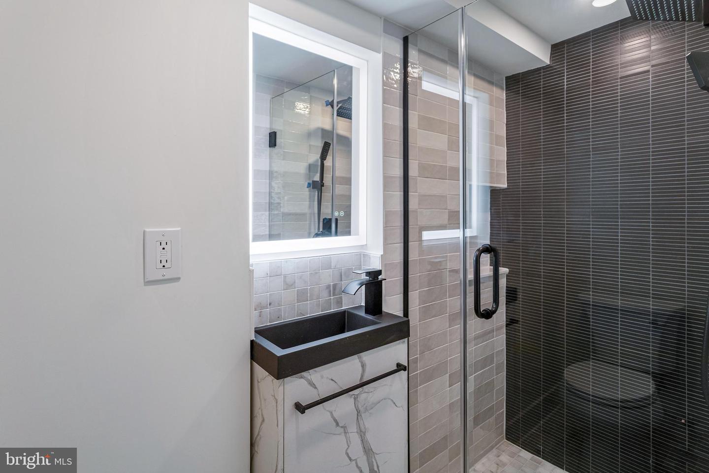 1213 KENNEDY ST NW, WASHINGTON, District Of Columbia 20011, 5 Bedrooms Bedrooms, ,4 BathroomsBathrooms,Residential,For sale,1213 KENNEDY ST NW,DCDC2215064 MLS # DCDC2215064