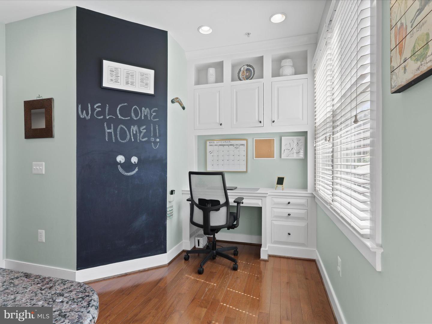 828 MADISON ST, ALEXANDRIA, Virginia 22314, 3 Bedrooms Bedrooms, ,3 BathroomsBathrooms,Residential,For sale,828 MADISON ST,VAAX2049030 MLS # VAAX2049030