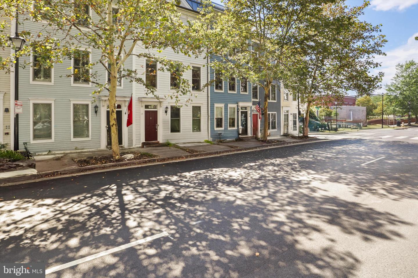 828 MADISON ST, ALEXANDRIA, Virginia 22314, 3 Bedrooms Bedrooms, ,3 BathroomsBathrooms,Residential,For sale,828 MADISON ST,VAAX2049030 MLS # VAAX2049030