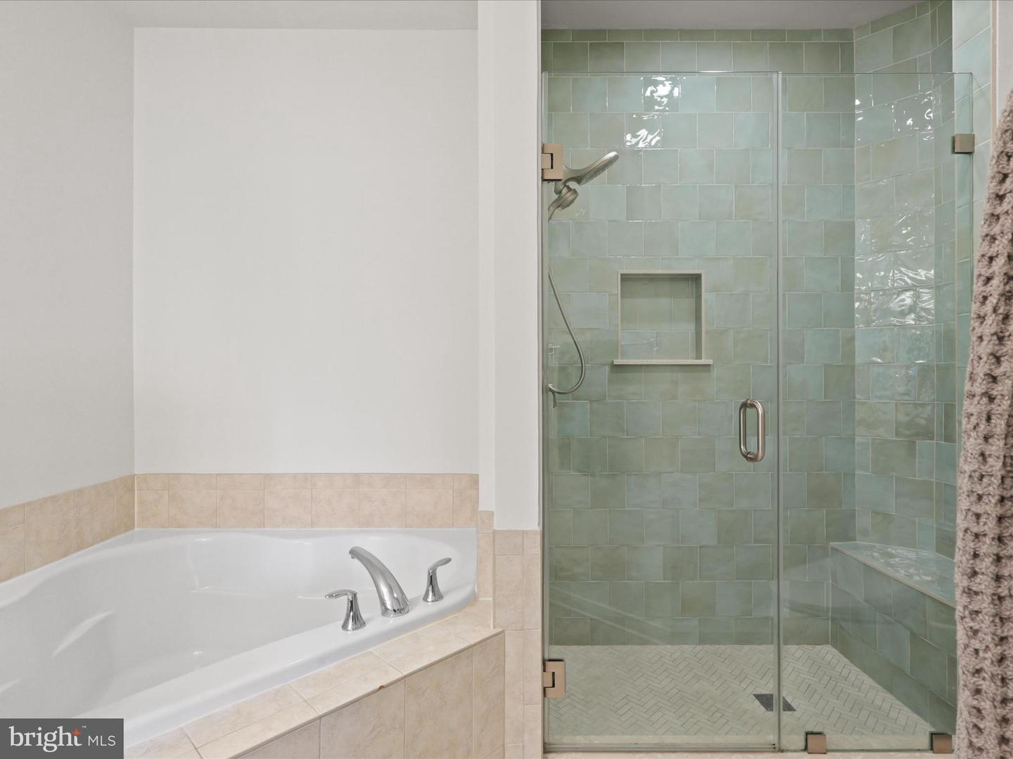 828 MADISON ST, ALEXANDRIA, Virginia 22314, 3 Bedrooms Bedrooms, ,3 BathroomsBathrooms,Residential,For sale,828 MADISON ST,VAAX2049030 MLS # VAAX2049030