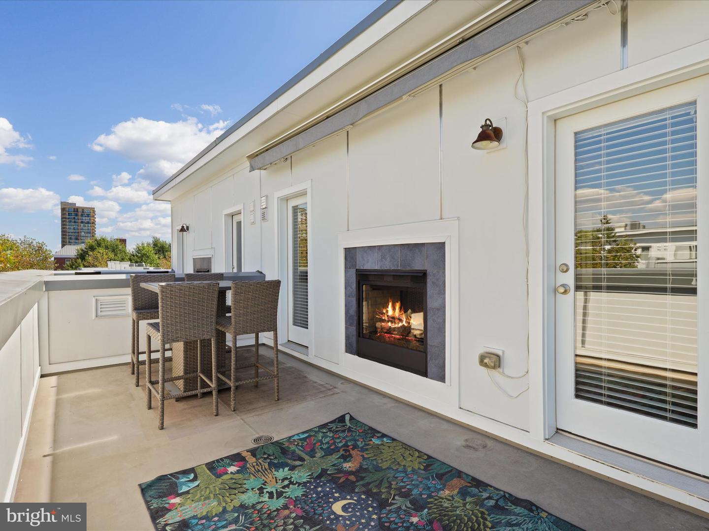828 MADISON ST, ALEXANDRIA, Virginia 22314, 3 Bedrooms Bedrooms, ,3 BathroomsBathrooms,Residential,For sale,828 MADISON ST,VAAX2049030 MLS # VAAX2049030