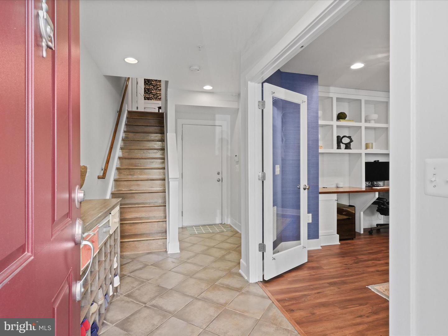 828 MADISON ST, ALEXANDRIA, Virginia 22314, 3 Bedrooms Bedrooms, ,3 BathroomsBathrooms,Residential,For sale,828 MADISON ST,VAAX2049030 MLS # VAAX2049030