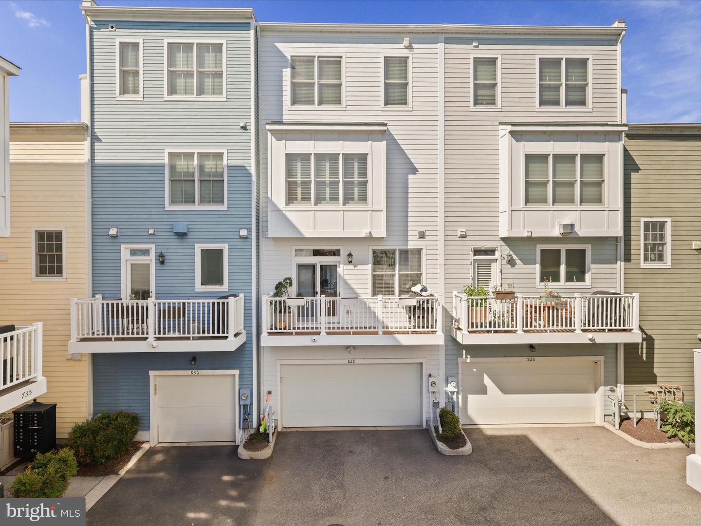 828 MADISON ST, ALEXANDRIA, Virginia 22314, 3 Bedrooms Bedrooms, ,3 BathroomsBathrooms,Residential,For sale,828 MADISON ST,VAAX2049030 MLS # VAAX2049030