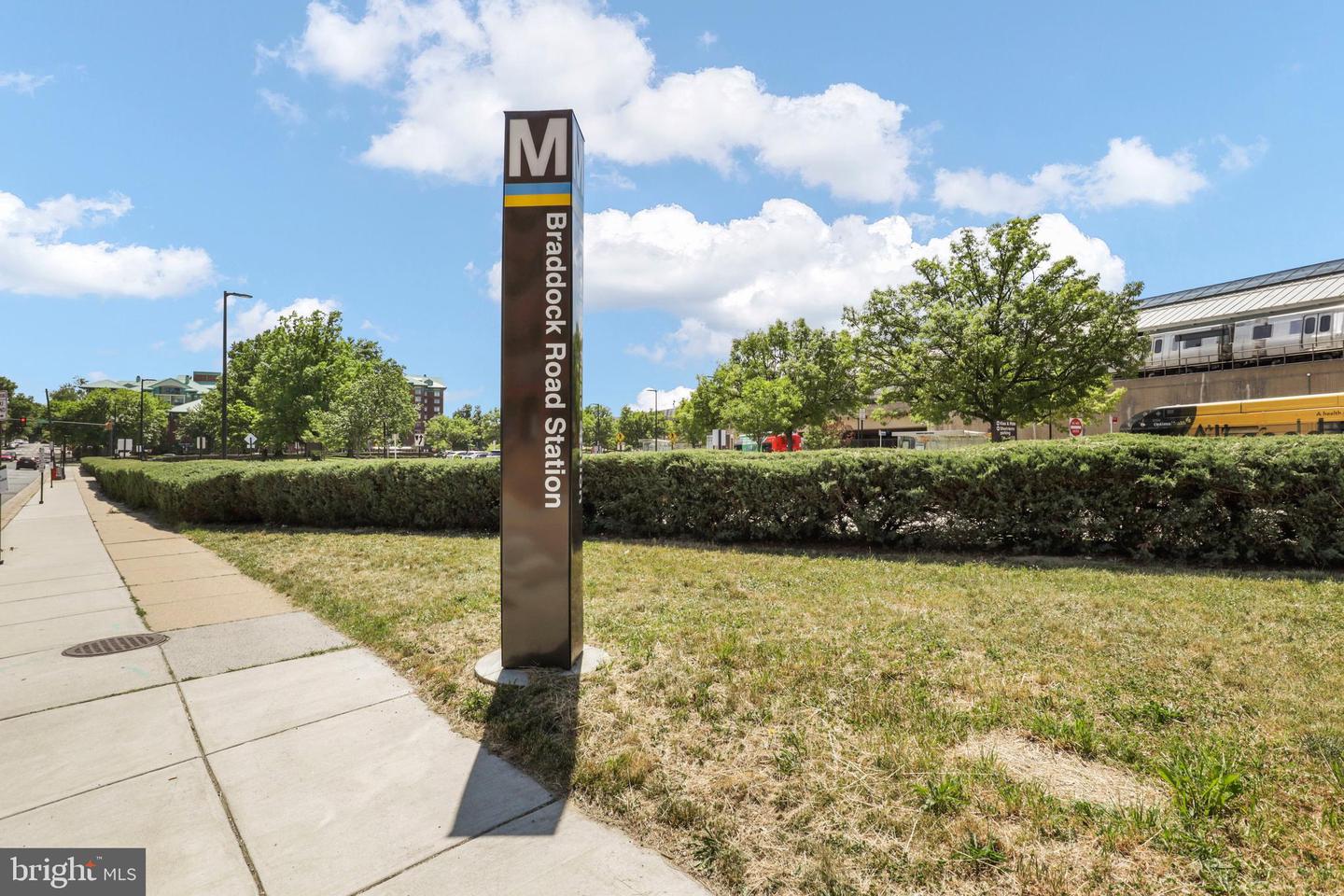 828 MADISON ST, ALEXANDRIA, Virginia 22314, 3 Bedrooms Bedrooms, ,3 BathroomsBathrooms,Residential,For sale,828 MADISON ST,VAAX2049030 MLS # VAAX2049030