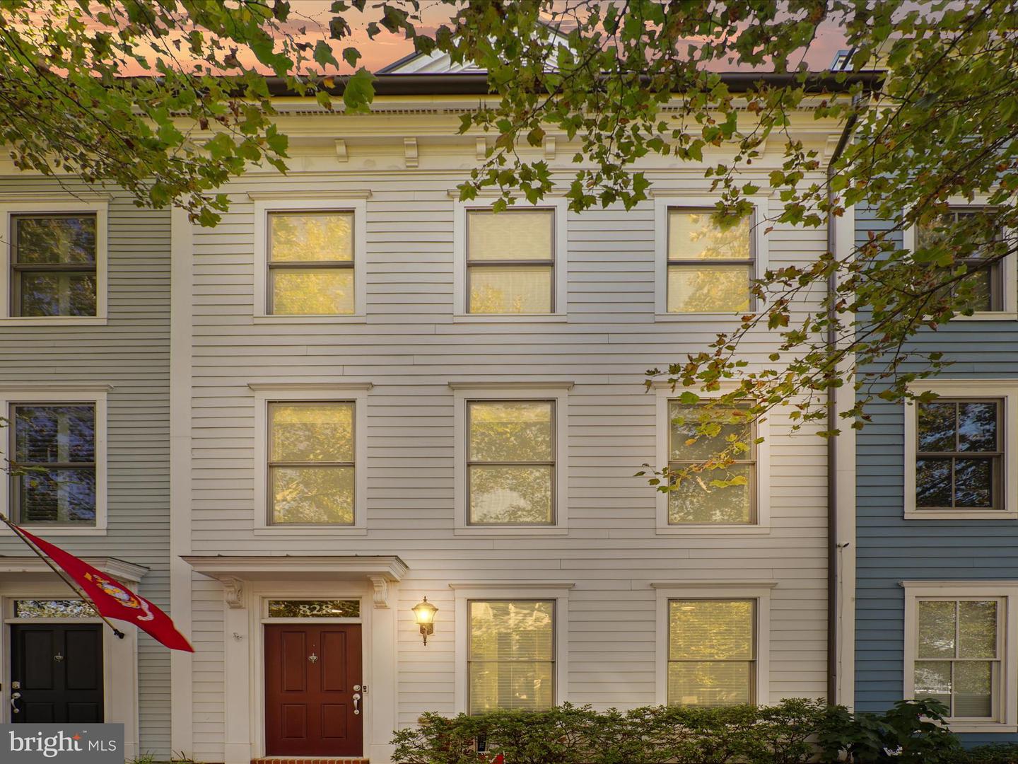 828 MADISON ST, ALEXANDRIA, Virginia 22314, 3 Bedrooms Bedrooms, ,3 BathroomsBathrooms,Residential,For sale,828 MADISON ST,VAAX2049030 MLS # VAAX2049030
