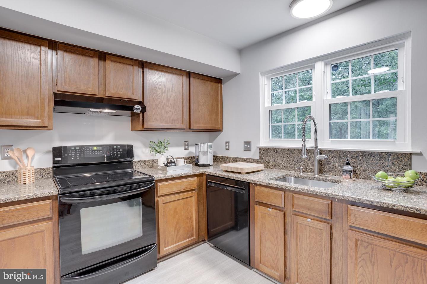 10411 TODMAN LANDING CT, BURKE, Virginia 22015, 3 Bedrooms Bedrooms, ,2 BathroomsBathrooms,Residential,For sale,10411 TODMAN LANDING CT,VAFX2263998 MLS # VAFX2263998