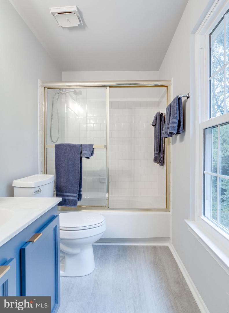 10411 TODMAN LANDING CT, BURKE, Virginia 22015, 3 Bedrooms Bedrooms, ,2 BathroomsBathrooms,Residential,For sale,10411 TODMAN LANDING CT,VAFX2263998 MLS # VAFX2263998