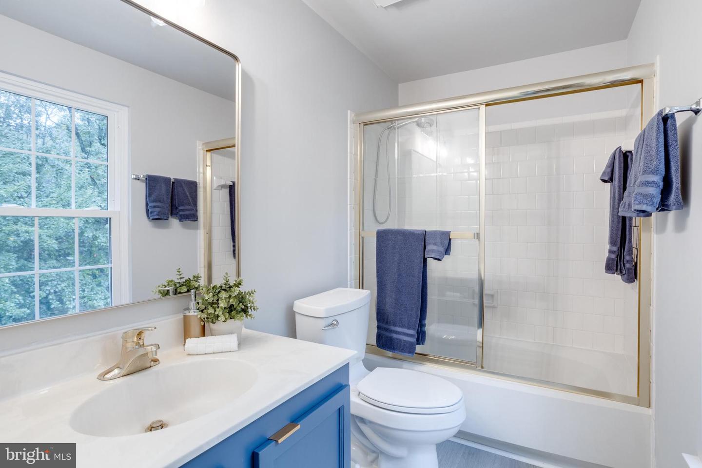 10411 TODMAN LANDING CT, BURKE, Virginia 22015, 3 Bedrooms Bedrooms, ,2 BathroomsBathrooms,Residential,For sale,10411 TODMAN LANDING CT,VAFX2263998 MLS # VAFX2263998