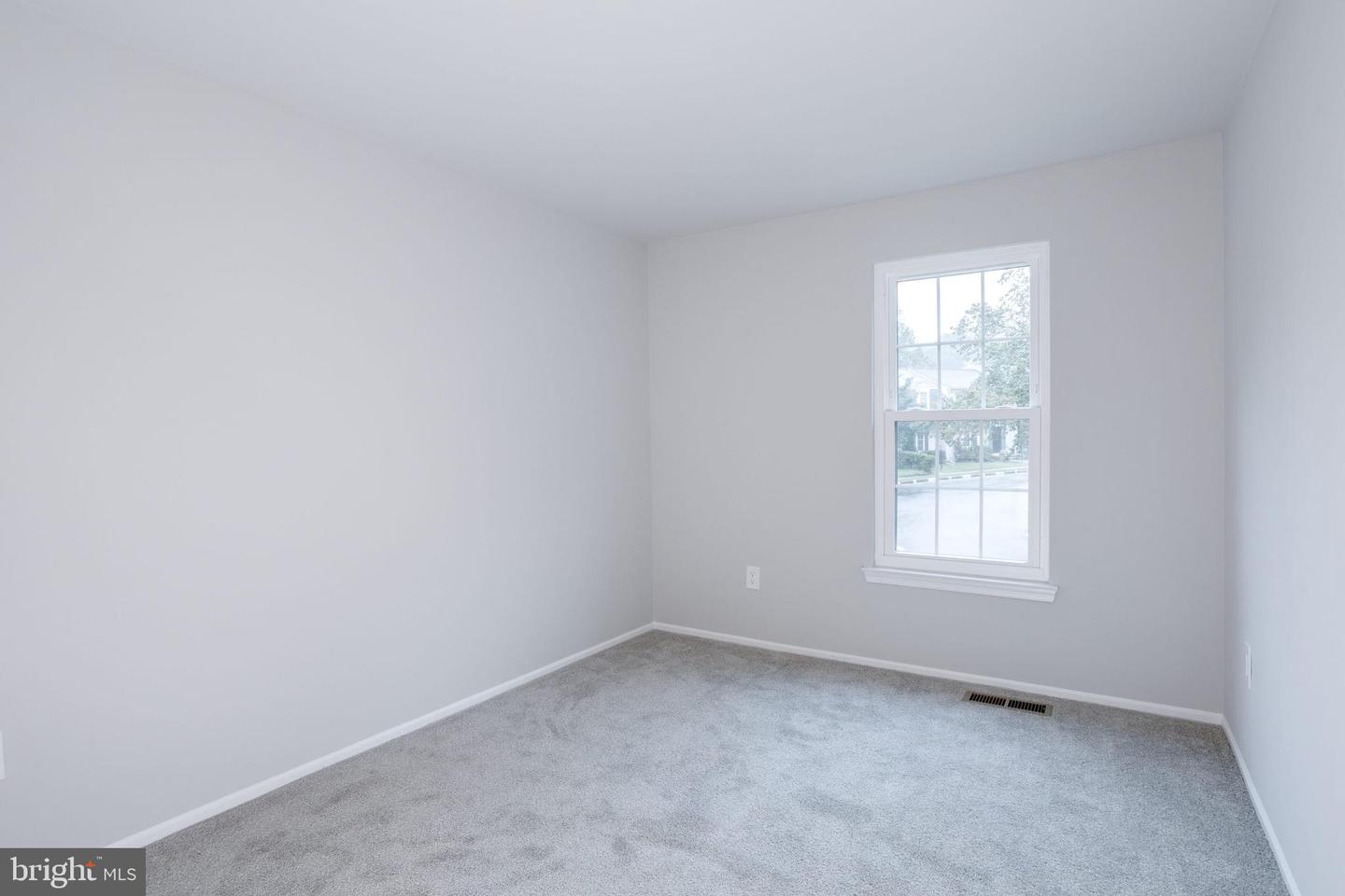10411 TODMAN LANDING CT, BURKE, Virginia 22015, 3 Bedrooms Bedrooms, ,2 BathroomsBathrooms,Residential,For sale,10411 TODMAN LANDING CT,VAFX2263998 MLS # VAFX2263998