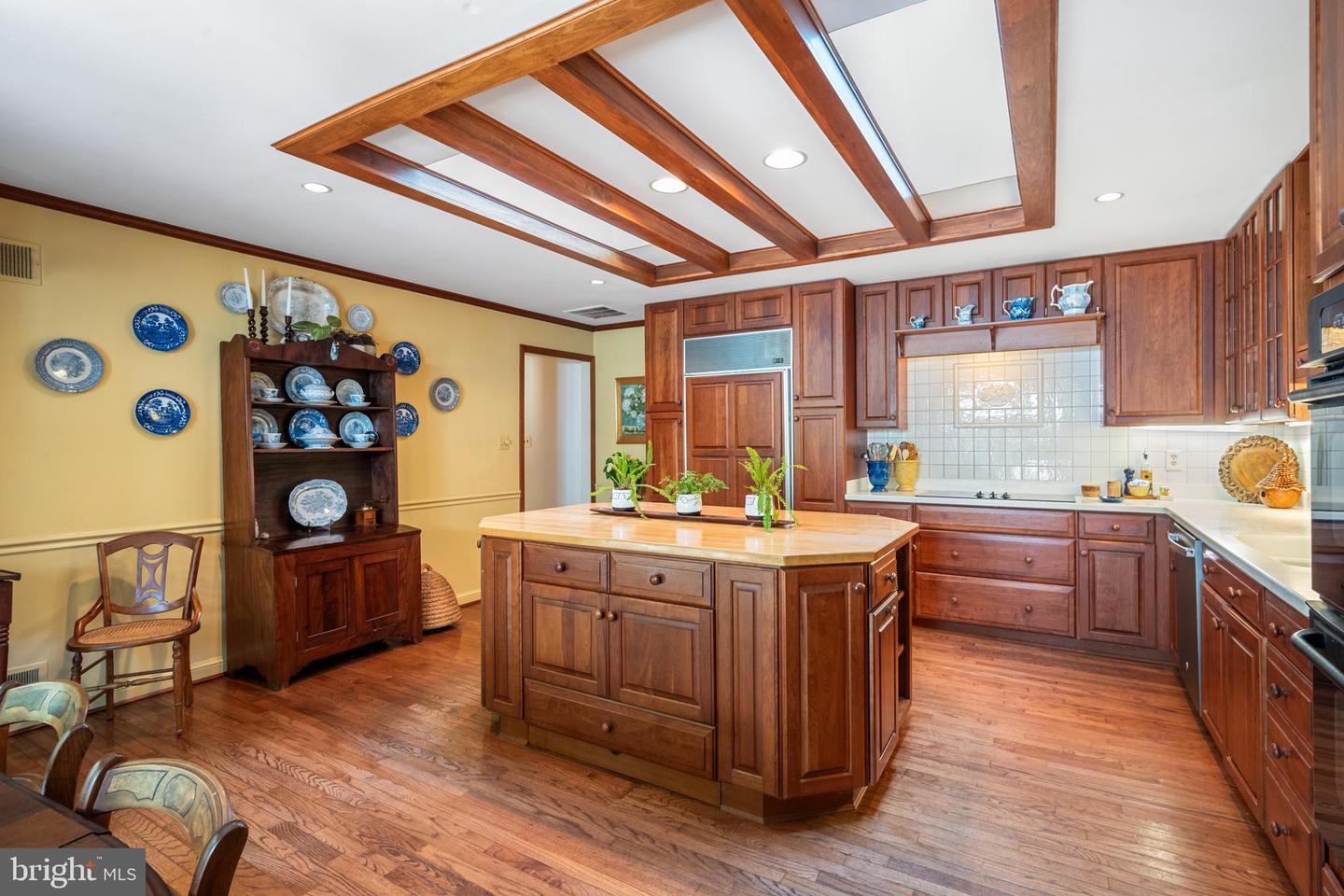 7408 MAPLE BRANCH RD, CLIFTON, Virginia 20124, 4 Bedrooms Bedrooms, 15 Rooms Rooms,2 BathroomsBathrooms,Residential,For sale,7408 MAPLE BRANCH RD,VAFX2264458 MLS # VAFX2264458