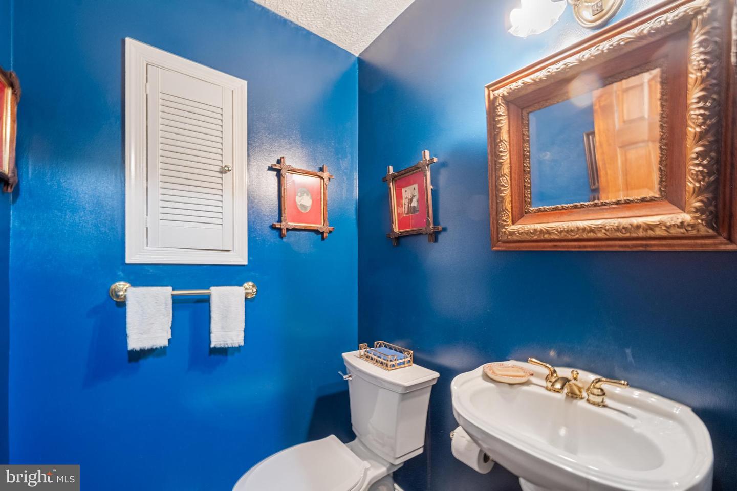 7408 MAPLE BRANCH RD, CLIFTON, Virginia 20124, 4 Bedrooms Bedrooms, 15 Rooms Rooms,2 BathroomsBathrooms,Residential,For sale,7408 MAPLE BRANCH RD,VAFX2264458 MLS # VAFX2264458