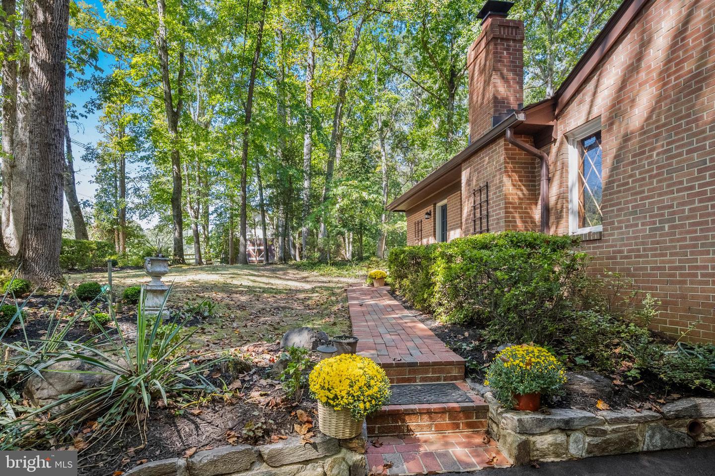 7408 MAPLE BRANCH RD, CLIFTON, Virginia 20124, 4 Bedrooms Bedrooms, 15 Rooms Rooms,2 BathroomsBathrooms,Residential,For sale,7408 MAPLE BRANCH RD,VAFX2264458 MLS # VAFX2264458