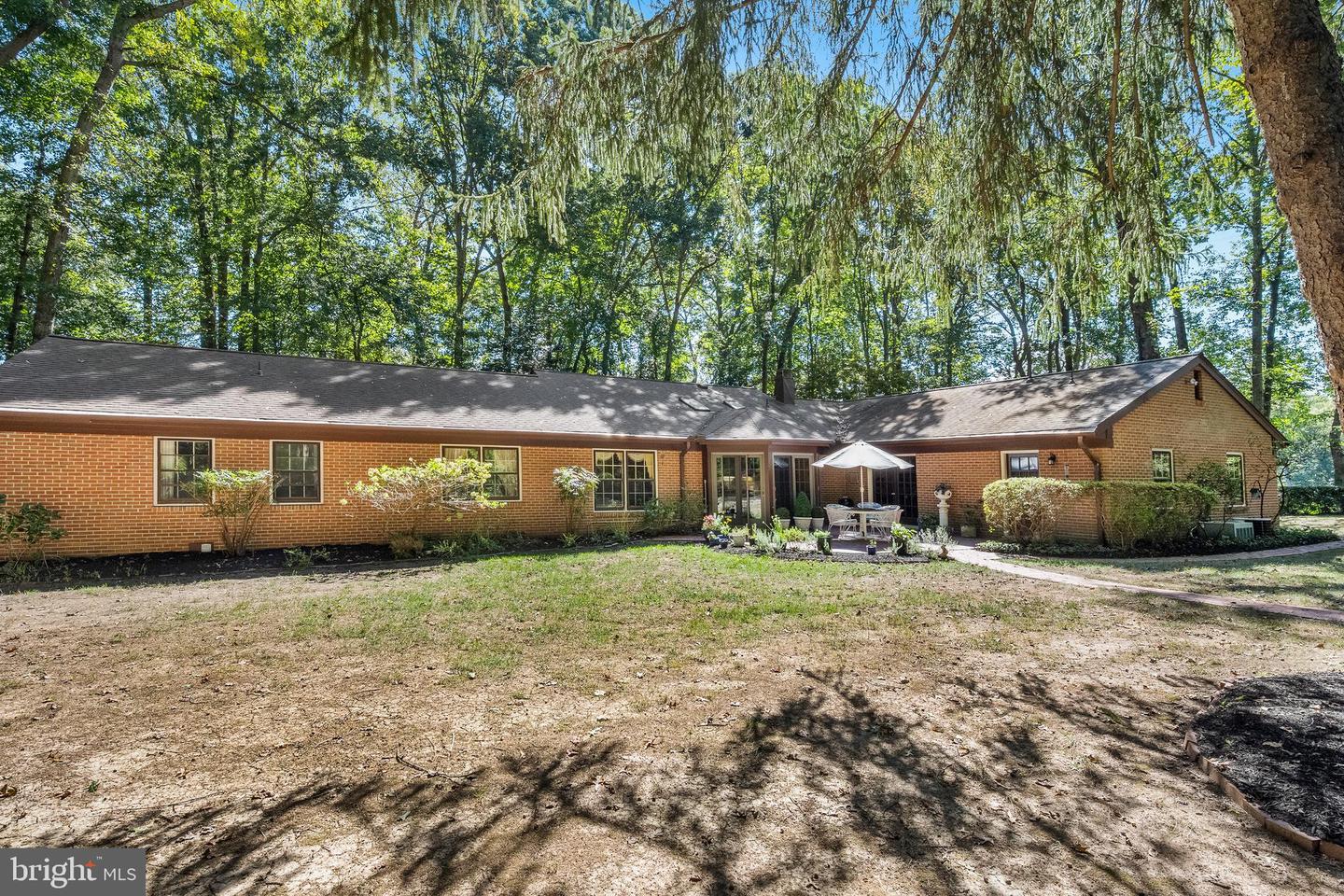 7408 MAPLE BRANCH RD, CLIFTON, Virginia 20124, 4 Bedrooms Bedrooms, 15 Rooms Rooms,2 BathroomsBathrooms,Residential,For sale,7408 MAPLE BRANCH RD,VAFX2264458 MLS # VAFX2264458