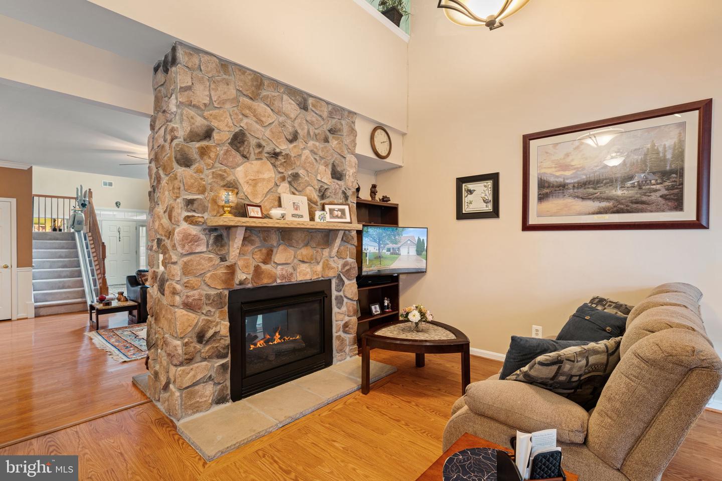 3758 BLOWING LEAF PL, DUMFRIES, Virginia 22025, 5 Bedrooms Bedrooms, 15 Rooms Rooms,3 BathroomsBathrooms,Residential,For sale,3758 BLOWING LEAF PL,VAPW2103452 MLS # VAPW2103452
