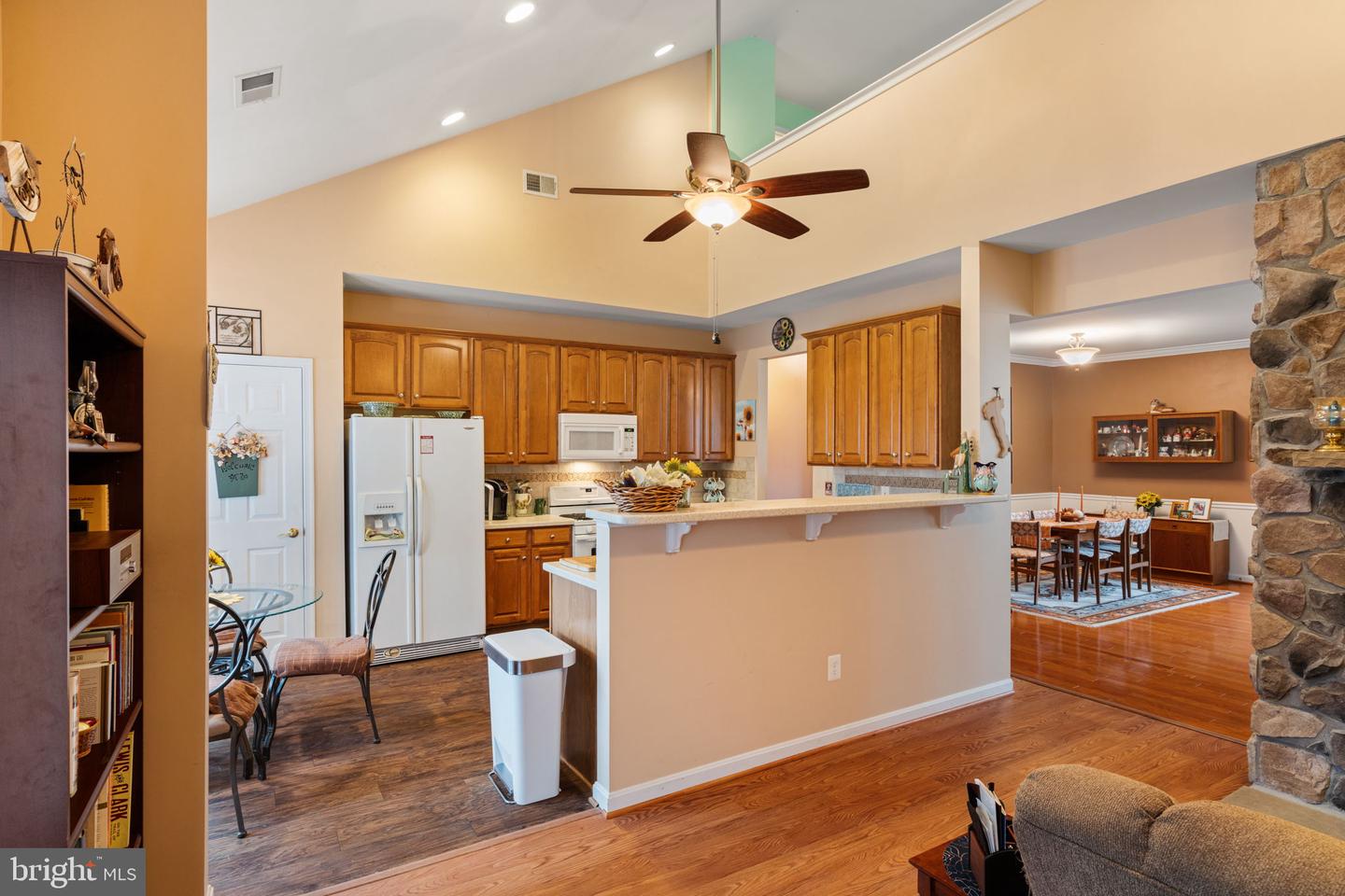 3758 BLOWING LEAF PL, DUMFRIES, Virginia 22025, 5 Bedrooms Bedrooms, 15 Rooms Rooms,3 BathroomsBathrooms,Residential,For sale,3758 BLOWING LEAF PL,VAPW2103452 MLS # VAPW2103452