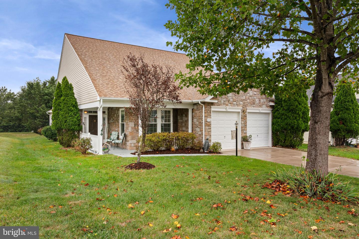 3758 BLOWING LEAF PL, DUMFRIES, Virginia 22025, 5 Bedrooms Bedrooms, 15 Rooms Rooms,3 BathroomsBathrooms,Residential,For sale,3758 BLOWING LEAF PL,VAPW2103452 MLS # VAPW2103452