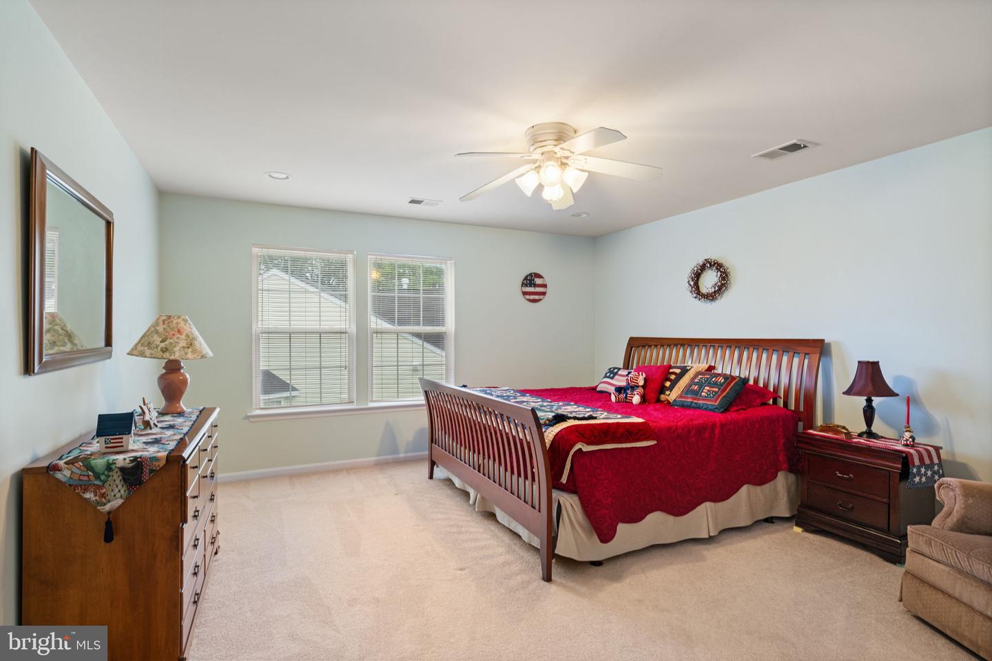 3758 BLOWING LEAF PL, DUMFRIES, Virginia 22025, 5 Bedrooms Bedrooms, 15 Rooms Rooms,3 BathroomsBathrooms,Residential,For sale,3758 BLOWING LEAF PL,VAPW2103452 MLS # VAPW2103452