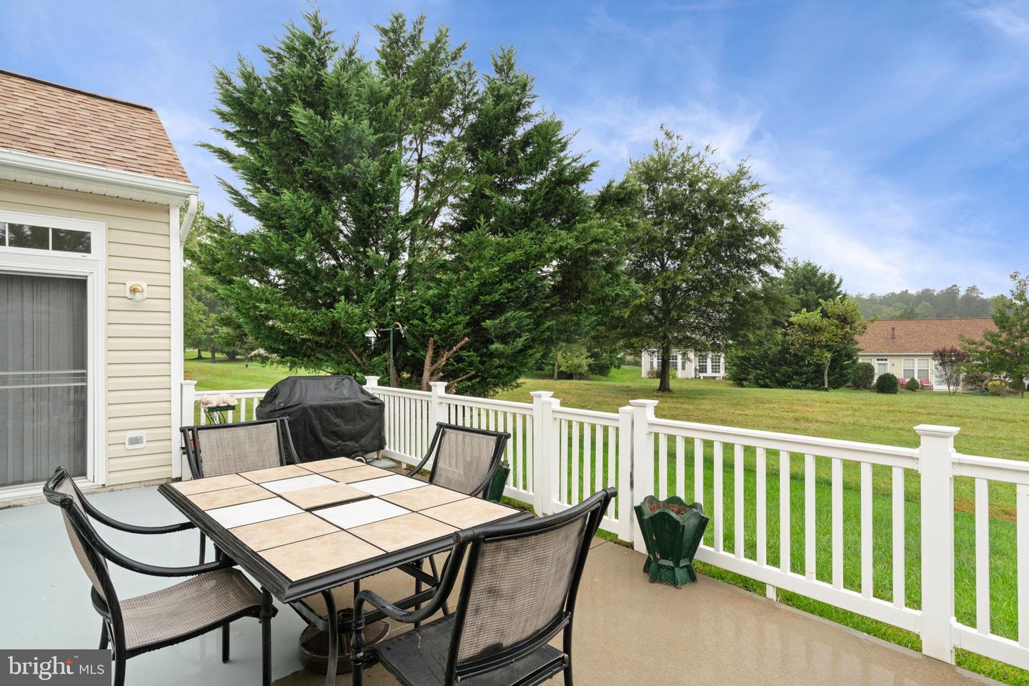 3758 BLOWING LEAF PL, DUMFRIES, Virginia 22025, 5 Bedrooms Bedrooms, 15 Rooms Rooms,3 BathroomsBathrooms,Residential,For sale,3758 BLOWING LEAF PL,VAPW2103452 MLS # VAPW2103452