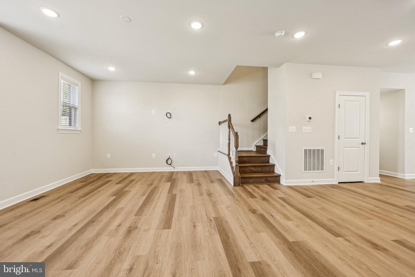 7355 MOUNTAINEER DR, ALEXANDRIA, Virginia 22306, 4 Bedrooms Bedrooms, 8 Rooms Rooms,3 BathroomsBathrooms,Residential,For sale,7355 MOUNTAINEER DR,VAFX2265418 MLS # VAFX2265418