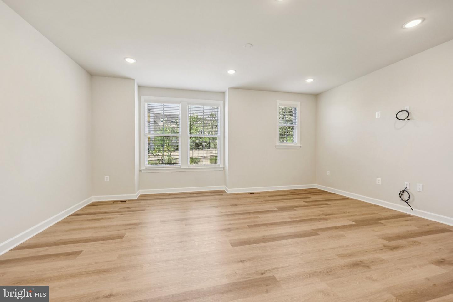 7355 MOUNTAINEER DR, ALEXANDRIA, Virginia 22306, 4 Bedrooms Bedrooms, 8 Rooms Rooms,3 BathroomsBathrooms,Residential,For sale,7355 MOUNTAINEER DR,VAFX2265418 MLS # VAFX2265418