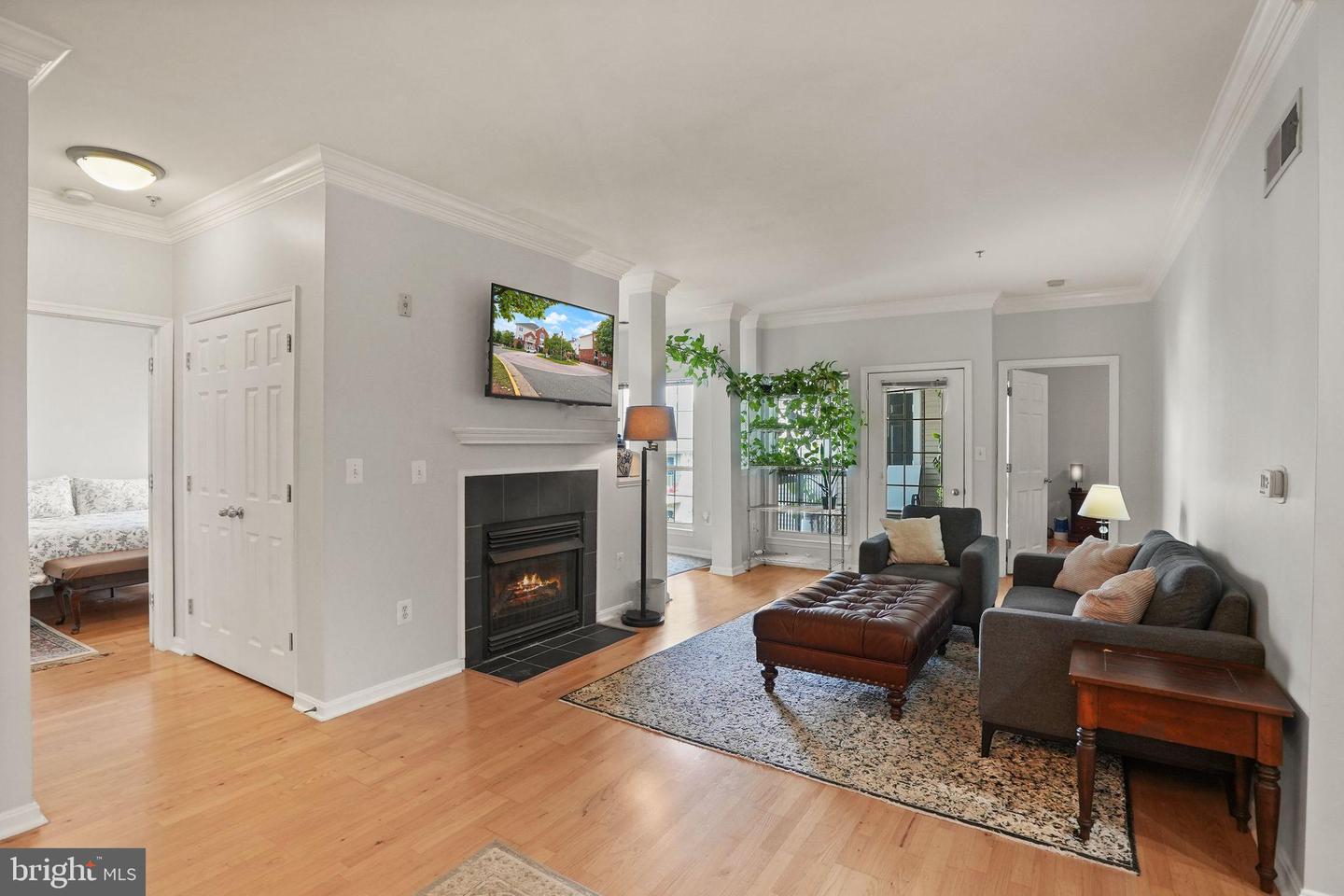 4854 EISENHOWER AVE #445, ALEXANDRIA, Virginia 22304, 2 Bedrooms Bedrooms, 8 Rooms Rooms,2 BathroomsBathrooms,Residential,For sale,4854 EISENHOWER AVE #445,VAAX2049438 MLS # VAAX2049438 4854 EISENHOWER AVE #445, ALEXANDRIA, Virginia 22304, 2 Bedrooms Bedrooms, 8 Rooms Rooms,2 BathroomsBathrooms,Residential,For sale,4854 EISENHOWER AVE #445,VAAX2049438 MLS # VAAX2049438