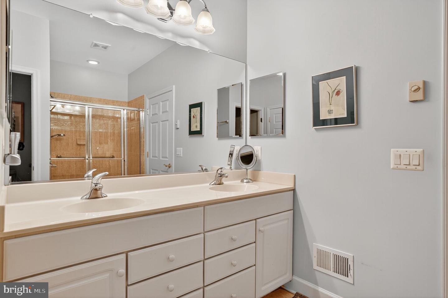 20831 ADAMS MILL PL, ASHBURN, Virginia 20147, 3 Bedrooms Bedrooms, ,3 BathroomsBathrooms,Residential,For sale,20831 ADAMS MILL PL,VALO2106416 MLS # VALO2106416