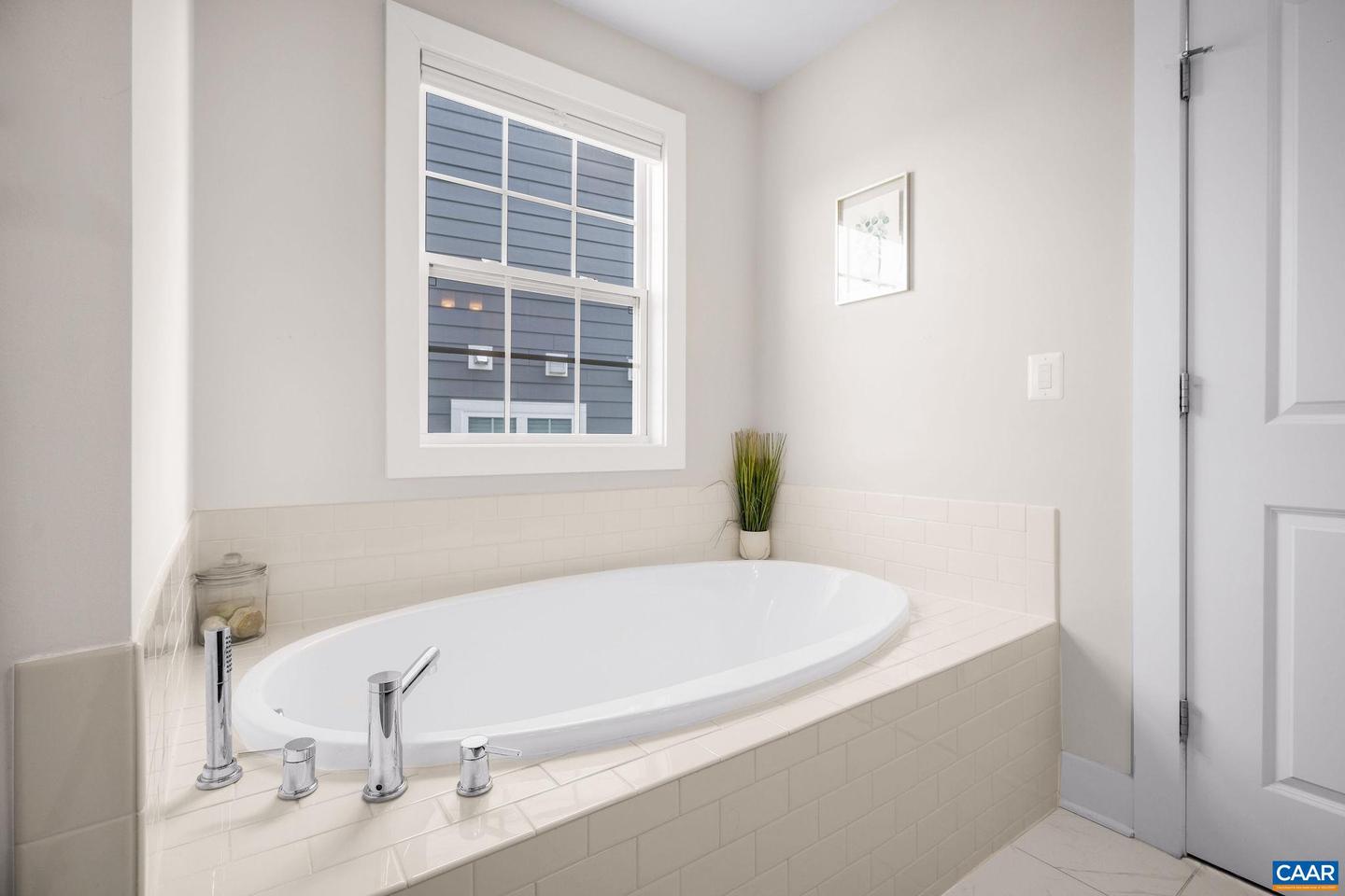1084 DELPHI LN, CHARLOTTESVILLE, Virginia 22911, 5 Bedrooms Bedrooms, ,4 BathroomsBathrooms,Residential,For sale,1084 DELPHI LN,668710 MLS # 668710