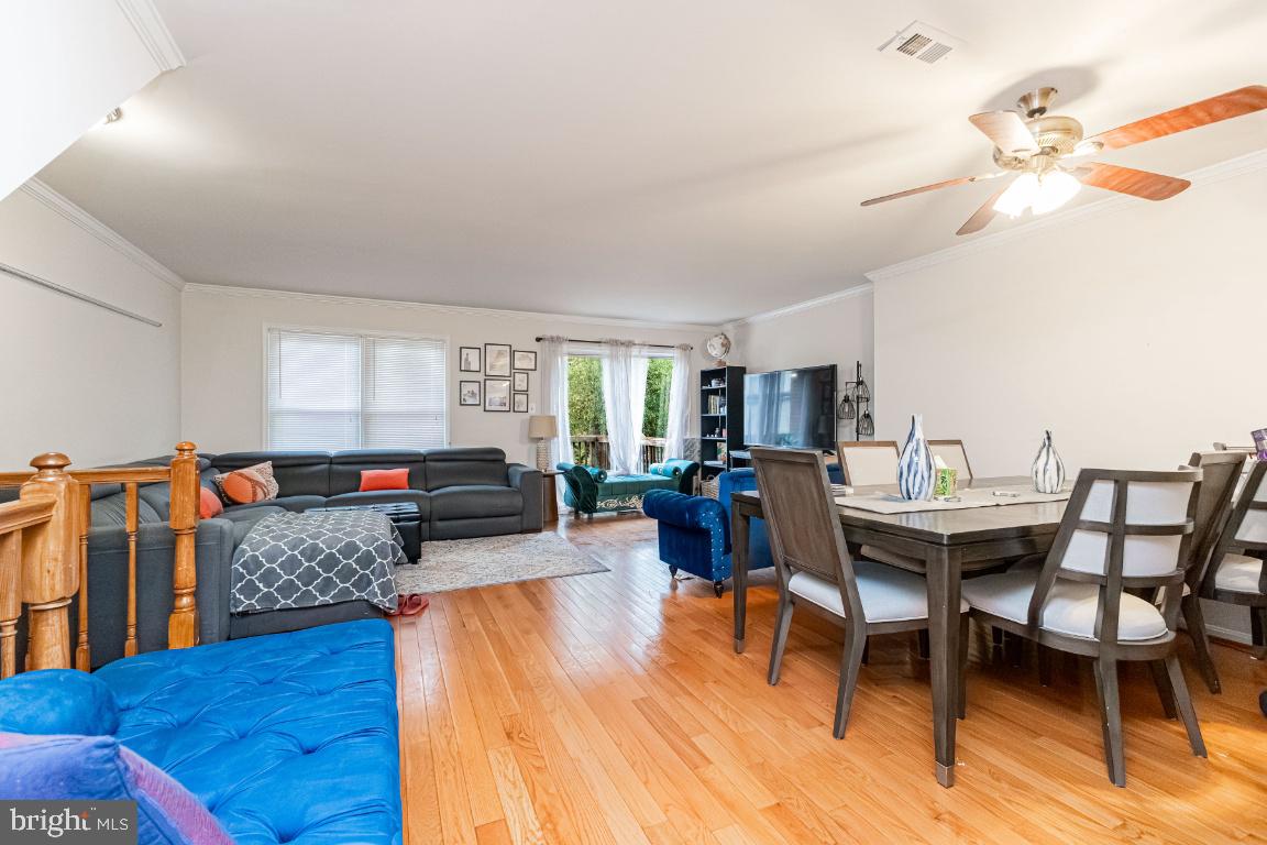 13847 COLEMAN CT, CENTREVILLE, Virginia 20120, 4 Bedrooms Bedrooms, ,3 BathroomsBathrooms,Residential,For sale,13847 COLEMAN CT,VAFX2266100 MLS # VAFX2266100
