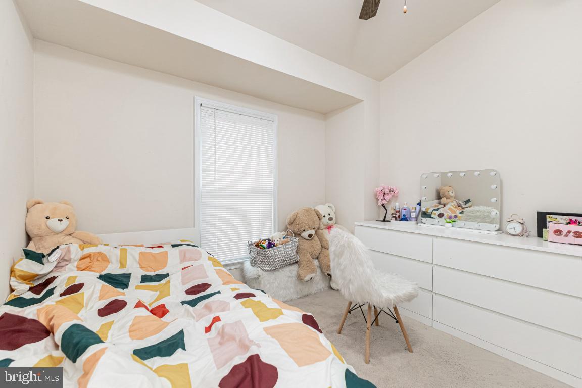13847 COLEMAN CT, CENTREVILLE, Virginia 20120, 4 Bedrooms Bedrooms, ,3 BathroomsBathrooms,Residential,For sale,13847 COLEMAN CT,VAFX2266100 MLS # VAFX2266100