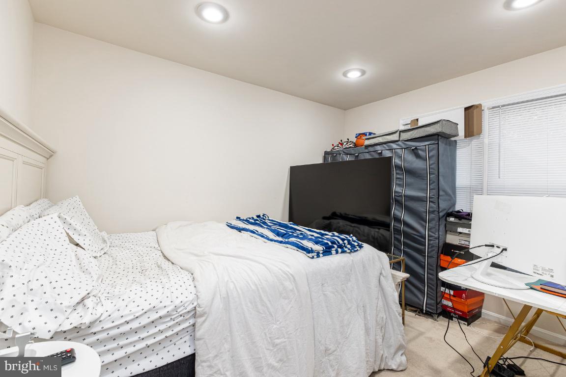 13847 COLEMAN CT, CENTREVILLE, Virginia 20120, 4 Bedrooms Bedrooms, ,3 BathroomsBathrooms,Residential,For sale,13847 COLEMAN CT,VAFX2266100 MLS # VAFX2266100