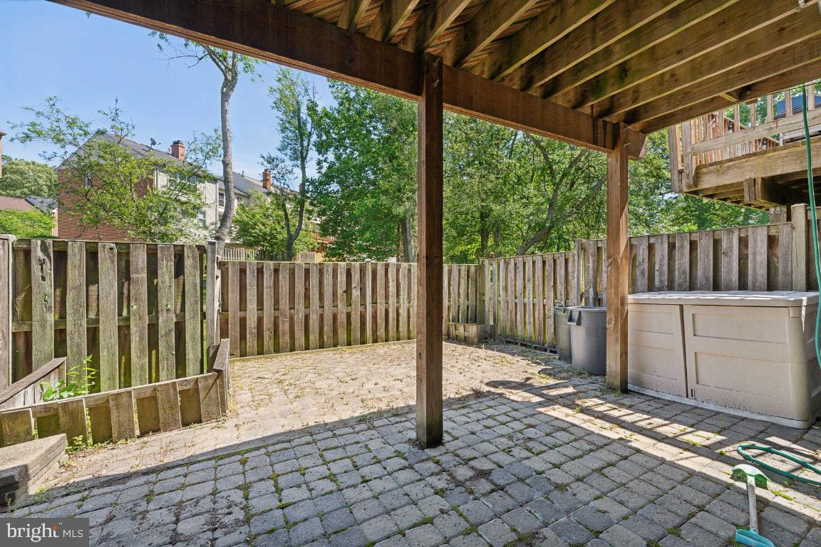 13847 COLEMAN CT, CENTREVILLE, Virginia 20120, 4 Bedrooms Bedrooms, ,3 BathroomsBathrooms,Residential,For sale,13847 COLEMAN CT,VAFX2266100 MLS # VAFX2266100
