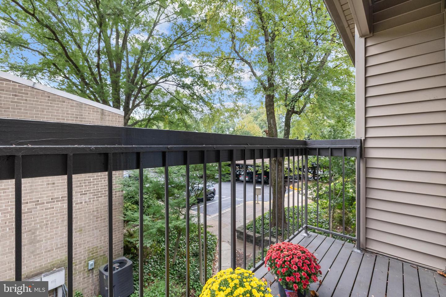 11648 IVYSTONE CT #1B2, RESTON, Virginia 20191, 3 Bedrooms Bedrooms, ,2 BathroomsBathrooms,Residential,For sale,11648 IVYSTONE CT #1B2,VAFX2266212 MLS # VAFX2266212