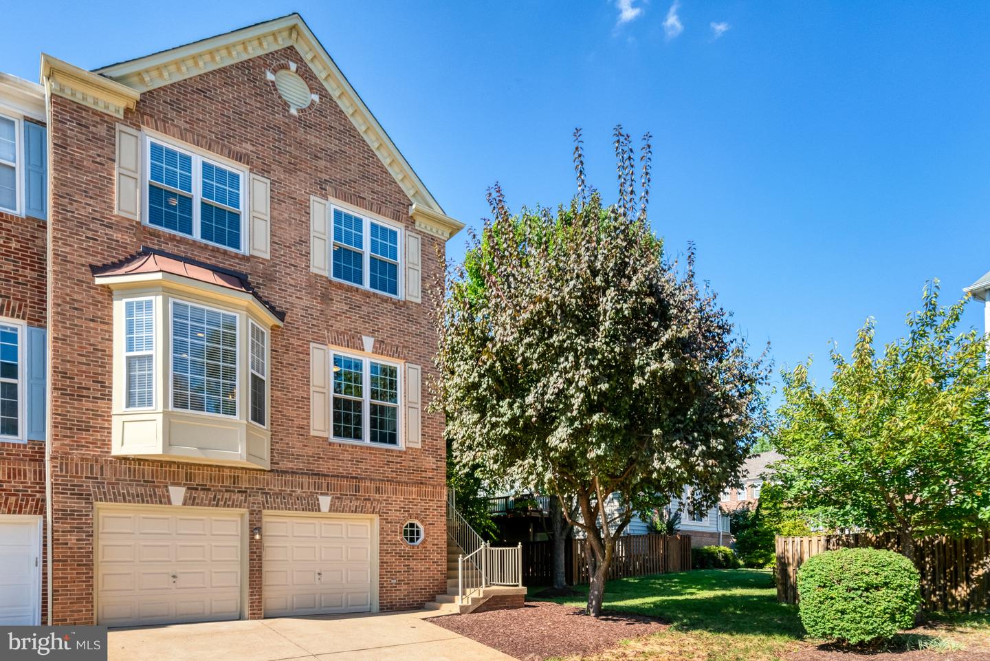 6850 ALICIA CT, ALEXANDRIA, Virginia 22310, 4 Bedrooms Bedrooms, ,3 BathroomsBathrooms,Residential,For sale,6850 ALICIA CT,VAFX2266442 MLS # VAFX2266442