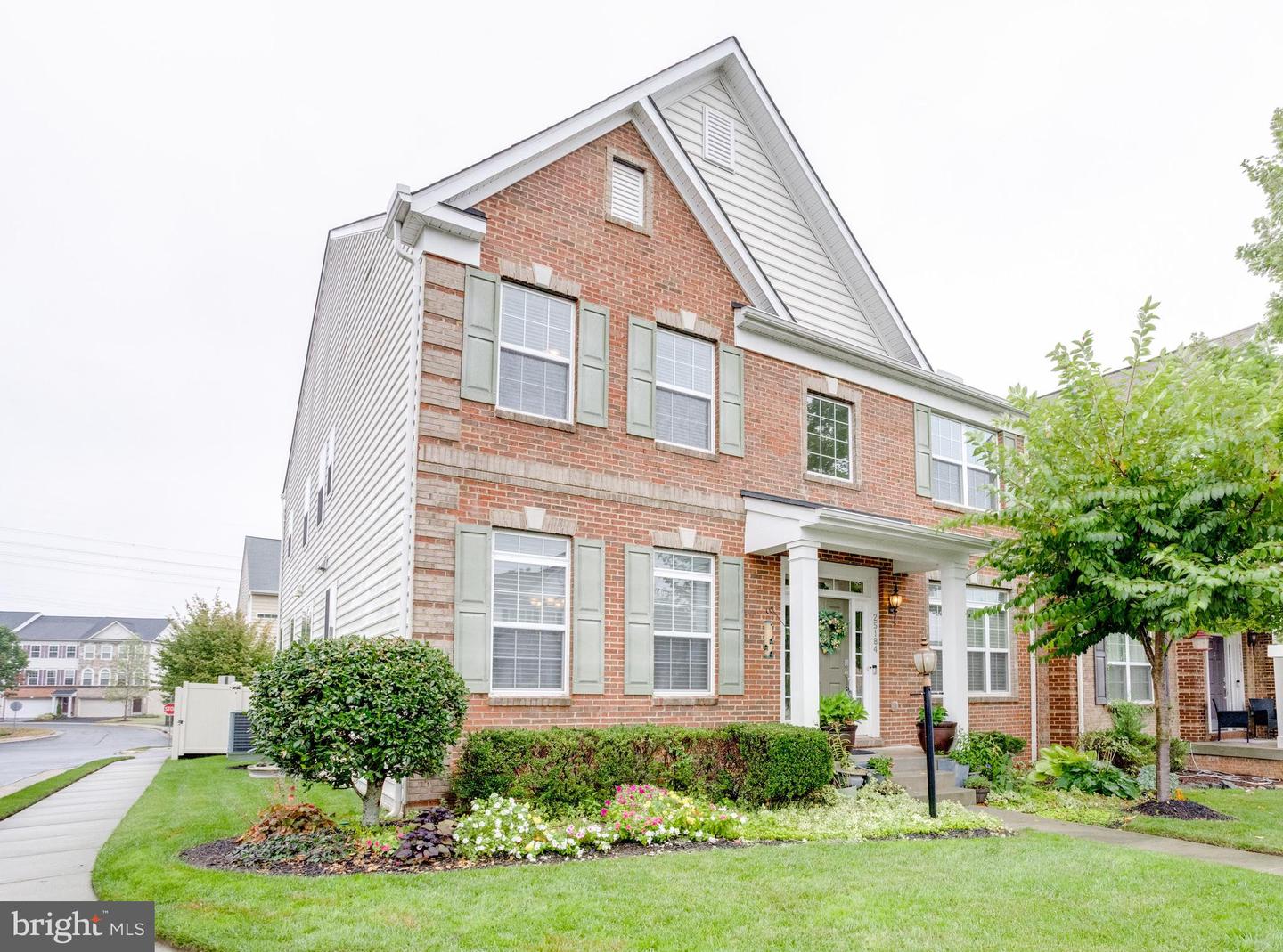25184 CRESTED WHEAT DR, ALDIE, Virginia 20105, 5 Bedrooms Bedrooms, ,4 BathroomsBathrooms,Residential,For sale,25184 CRESTED WHEAT DR,VALO2106590 MLS # VALO2106590