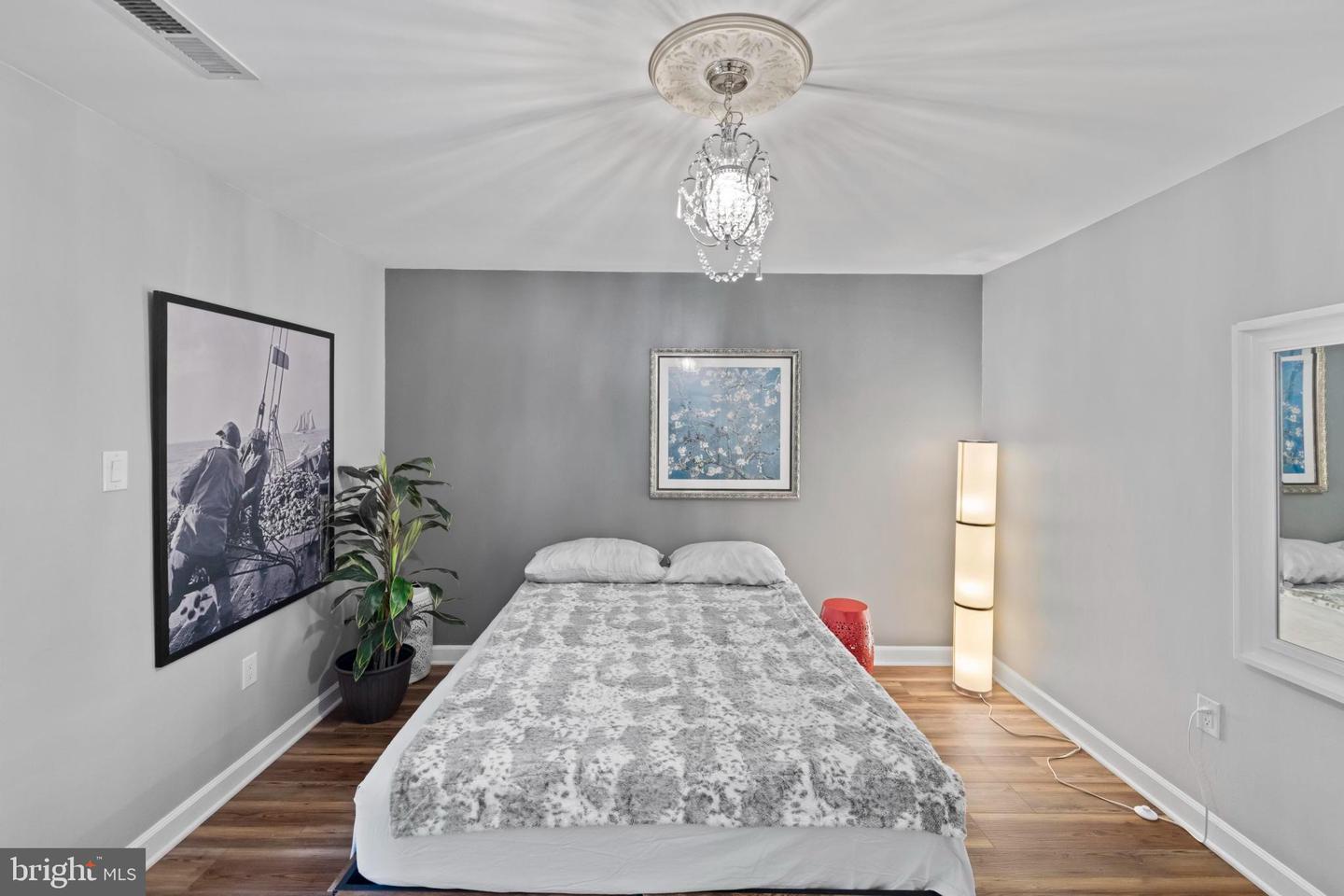 4613 MACARTHUR BLVD NW #A, WASHINGTON, District Of Columbia 20007, 1 Bedroom Bedrooms, 5 Rooms Rooms,1 BathroomBathrooms,Residential,For sale,4613 MACARTHUR BLVD NW #A,DCDC2221762 MLS # DCDC2221762