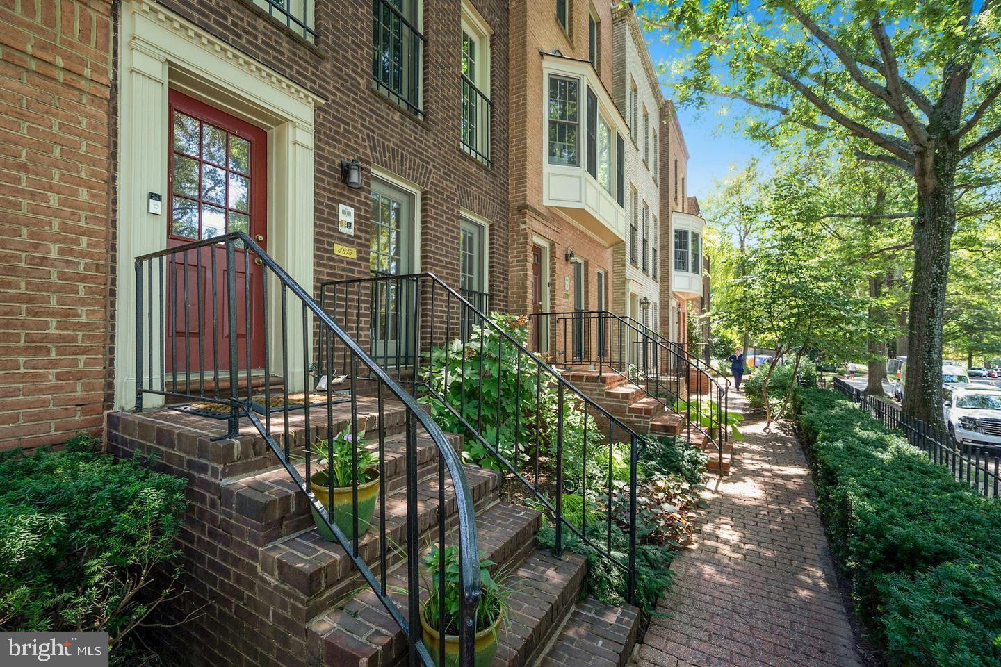 4613 MACARTHUR BLVD NW #A, WASHINGTON, District Of Columbia 20007, 1 Bedroom Bedrooms, 5 Rooms Rooms,1 BathroomBathrooms,Residential,For sale,4613 MACARTHUR BLVD NW #A,DCDC2221762 MLS # DCDC2221762