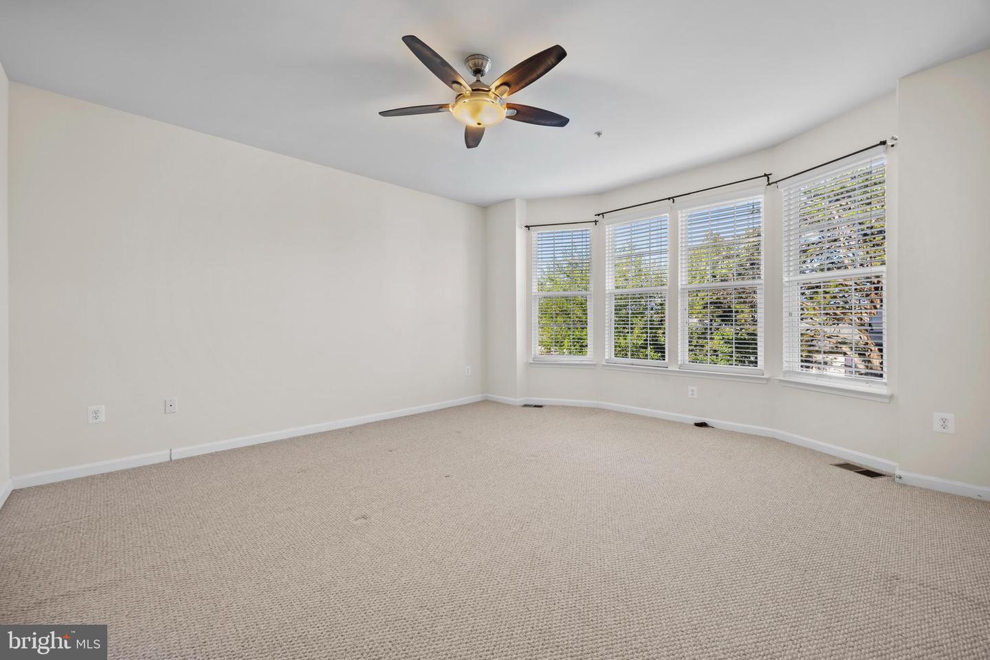 9413 STONEWALL RD, MANASSAS, Virginia 20110, 3 Bedrooms Bedrooms, ,2 BathroomsBathrooms,Residential,For sale,9413 STONEWALL RD,VAMN2009336 MLS # VAMN2009336