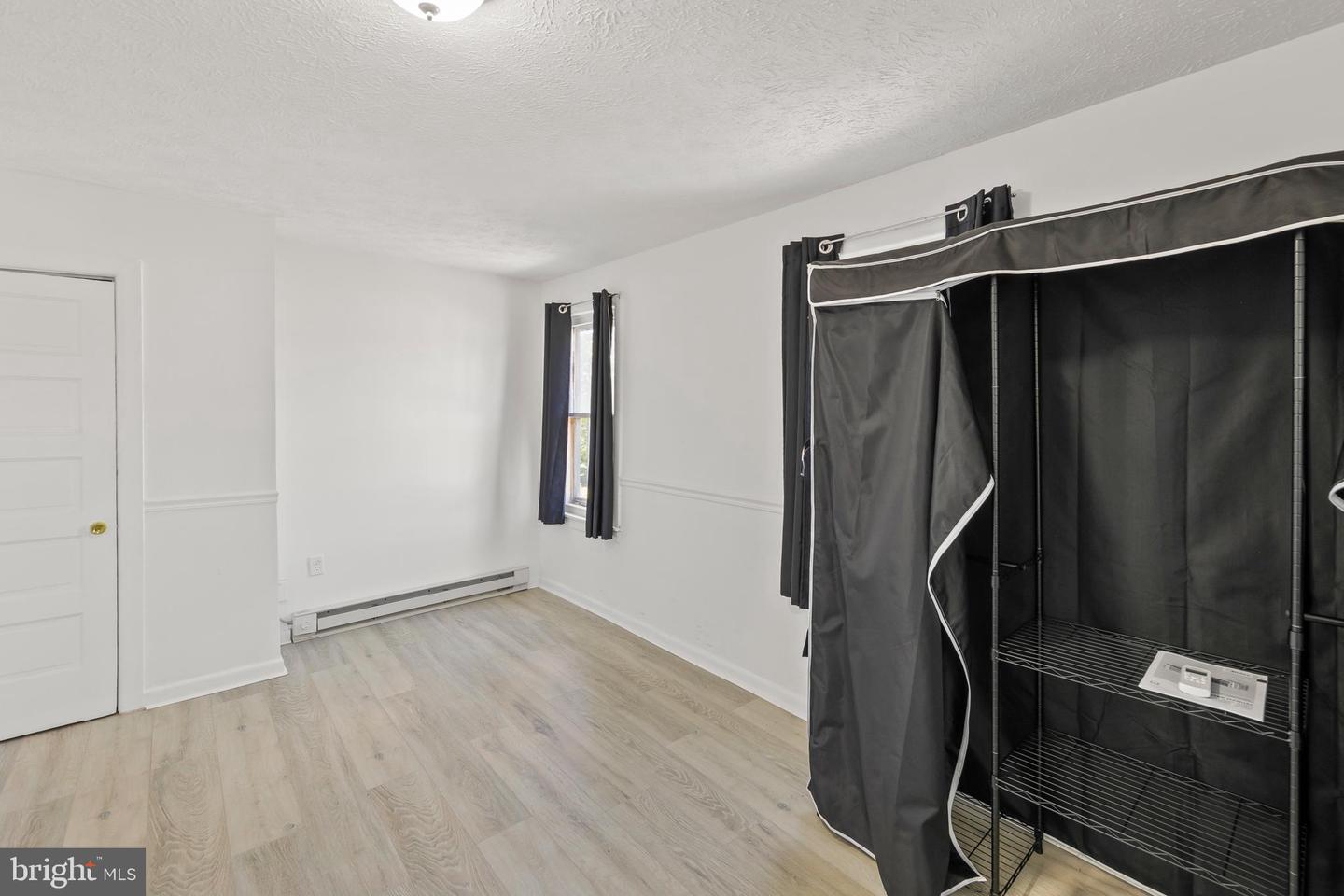 5362 GERMAIN ST, STEPHENS CITY, Virginia 22655, 3 Bedrooms Bedrooms, ,1 BathroomBathrooms,Residential,For sale,5362 GERMAIN ST,VAFV2036768 MLS # VAFV2036768