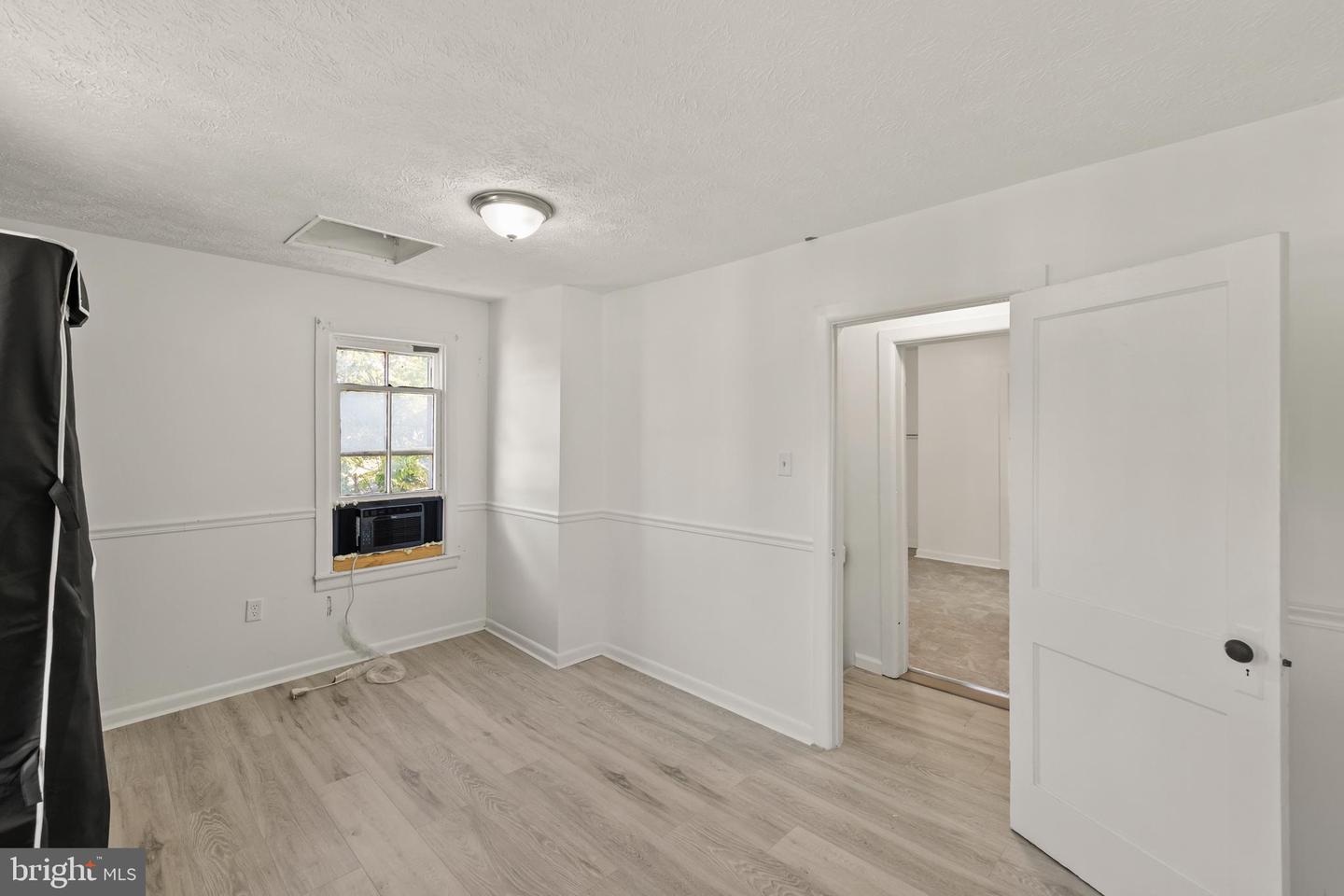 5362 GERMAIN ST, STEPHENS CITY, Virginia 22655, 3 Bedrooms Bedrooms, ,1 BathroomBathrooms,Residential,For sale,5362 GERMAIN ST,VAFV2036768 MLS # VAFV2036768