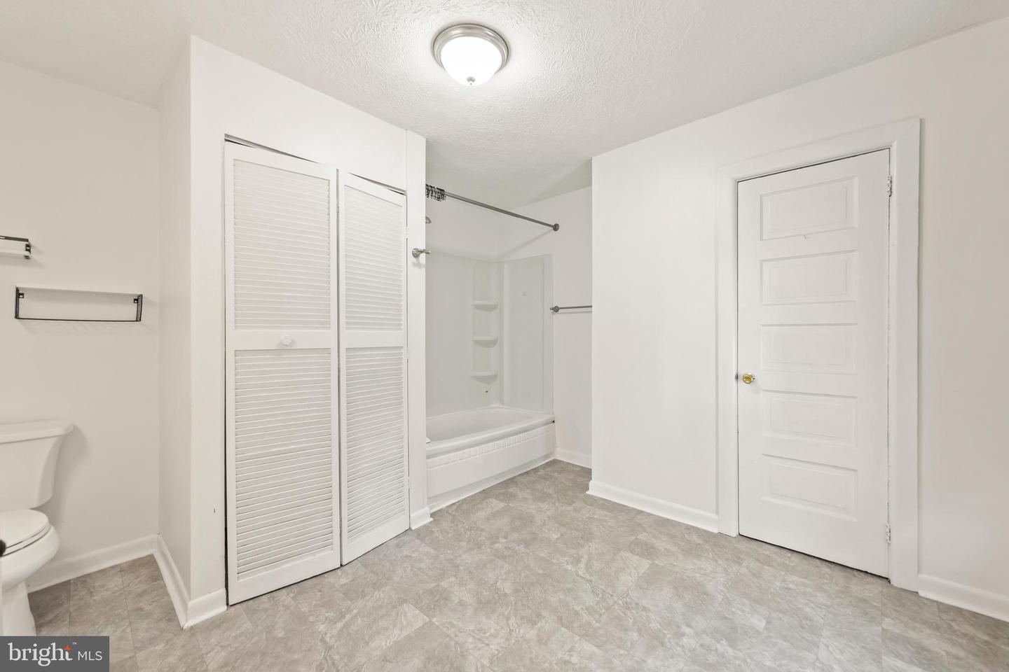 5362 GERMAIN ST, STEPHENS CITY, Virginia 22655, 3 Bedrooms Bedrooms, ,1 BathroomBathrooms,Residential,For sale,5362 GERMAIN ST,VAFV2036768 MLS # VAFV2036768