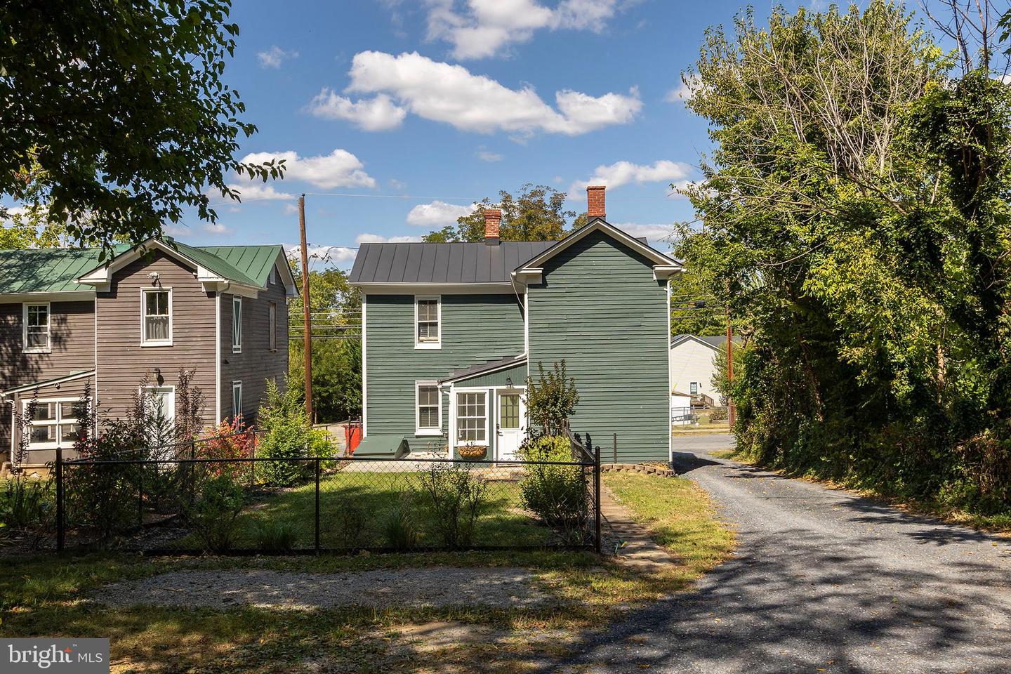 5362 GERMAIN ST, STEPHENS CITY, Virginia 22655, 3 Bedrooms Bedrooms, ,1 BathroomBathrooms,Residential,For sale,5362 GERMAIN ST,VAFV2036768 MLS # VAFV2036768