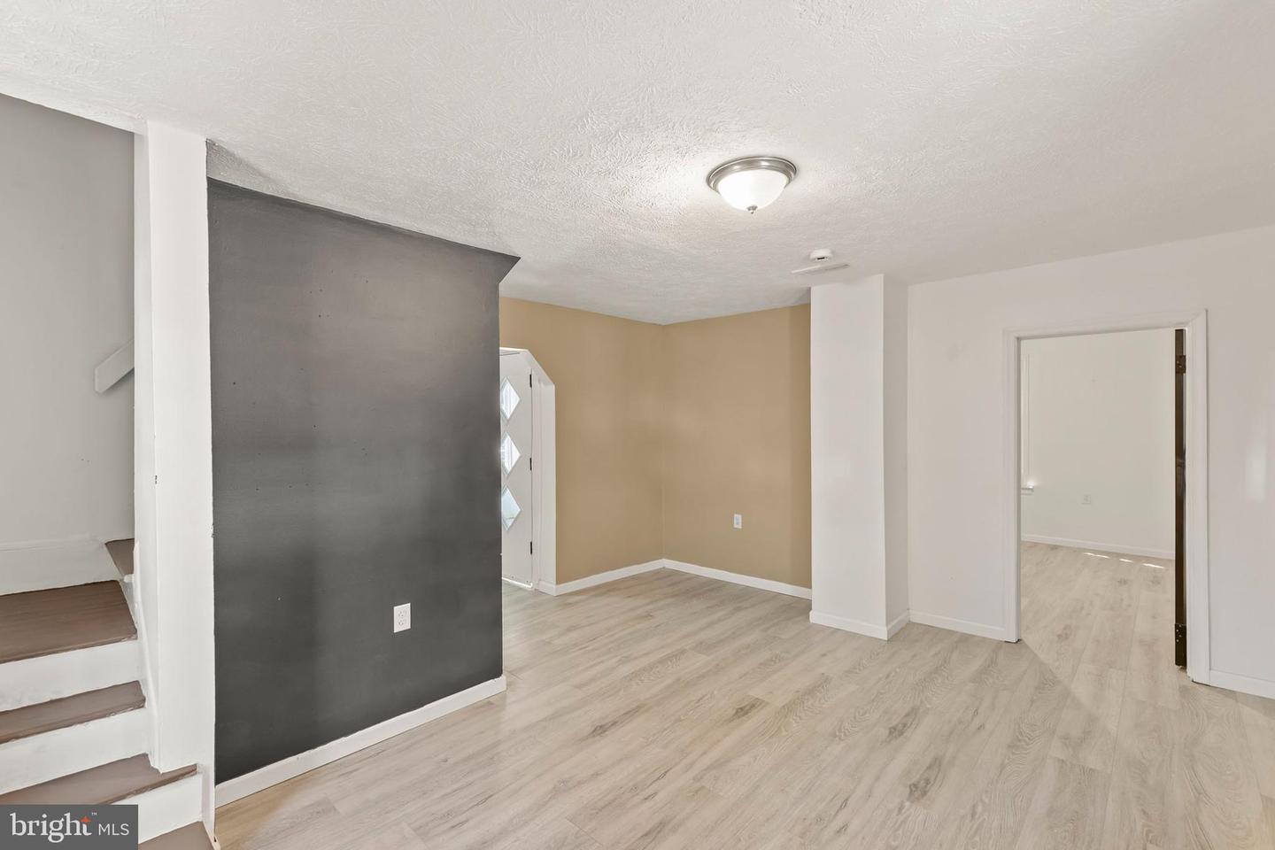 5362 GERMAIN ST, STEPHENS CITY, Virginia 22655, 3 Bedrooms Bedrooms, ,1 BathroomBathrooms,Residential,For sale,5362 GERMAIN ST,VAFV2036768 MLS # VAFV2036768